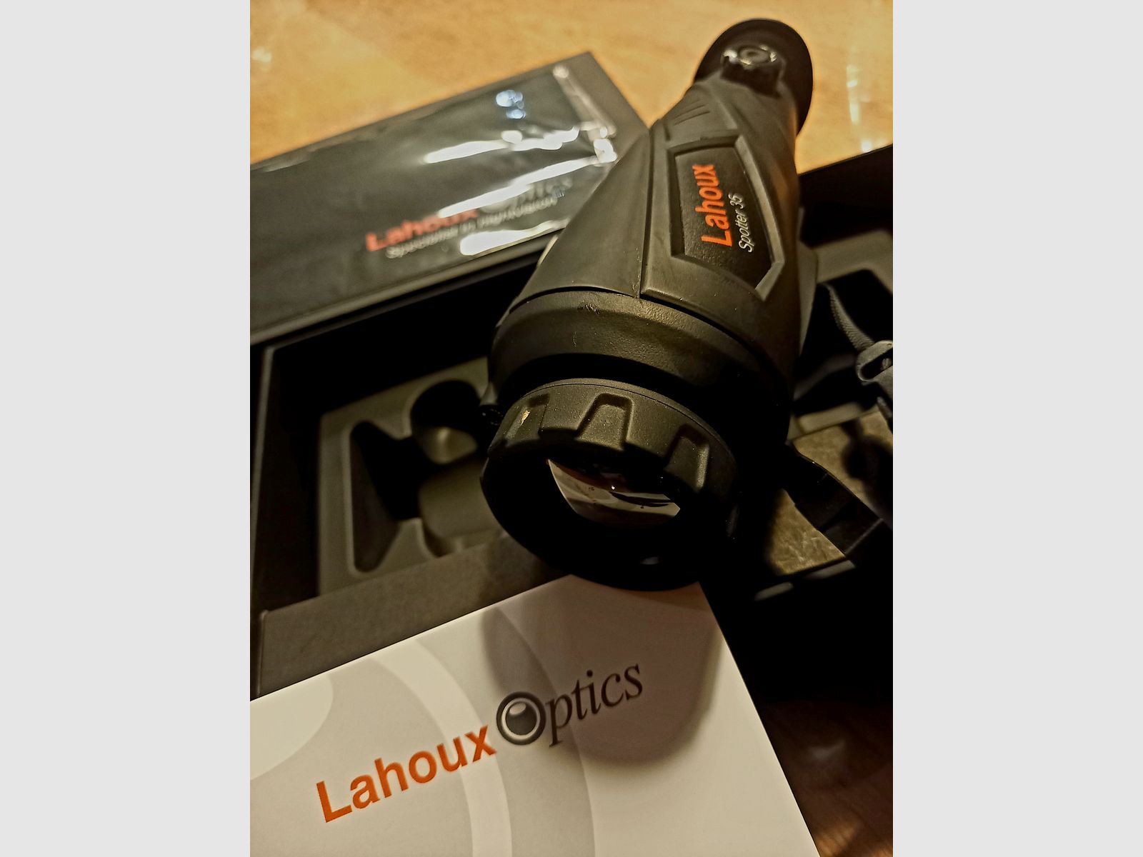Lahoux Spotter 35 thermal imaging camera
