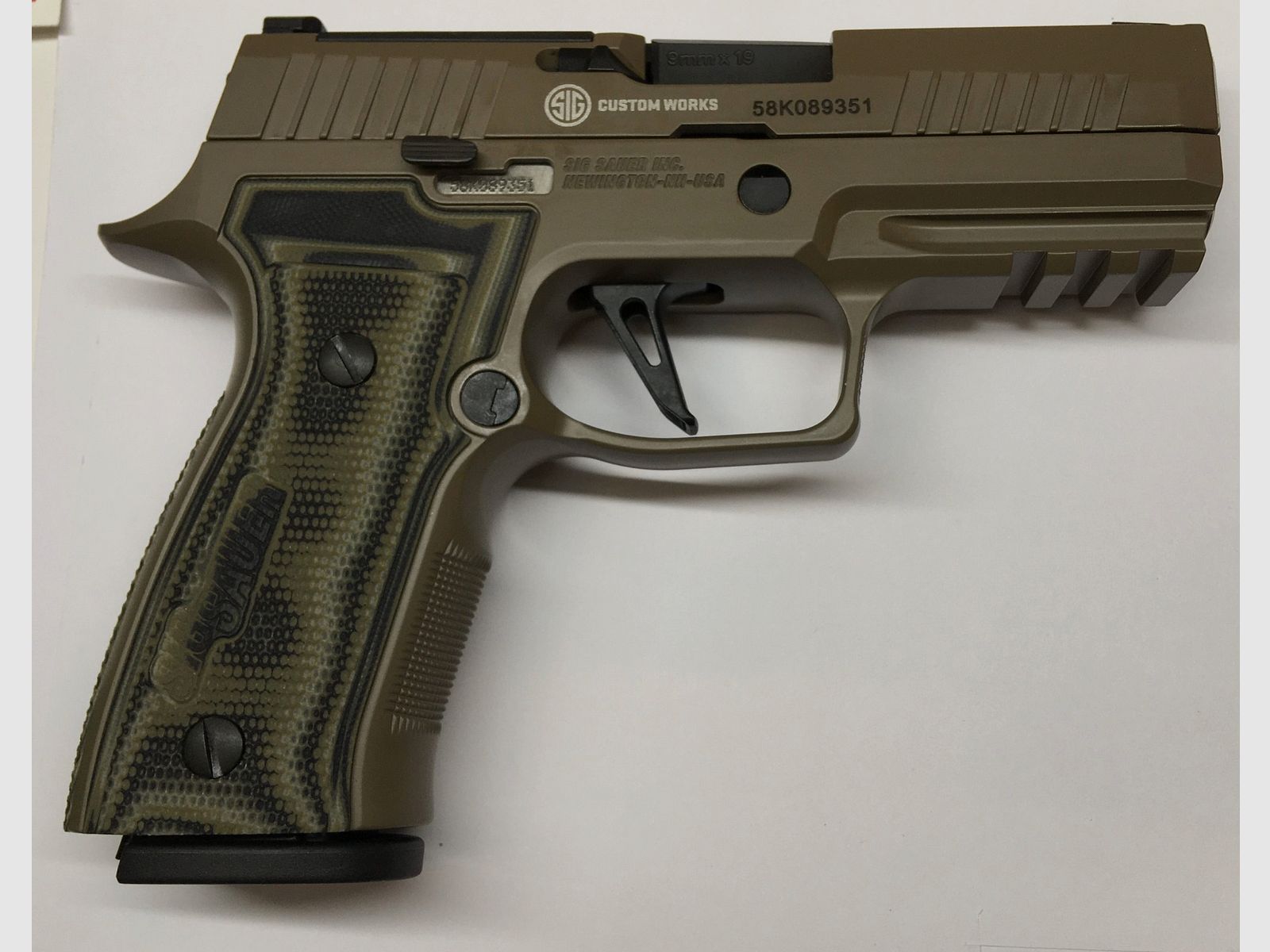SIG SAUER P320 AXG Scorpion, Bild 2 von 3