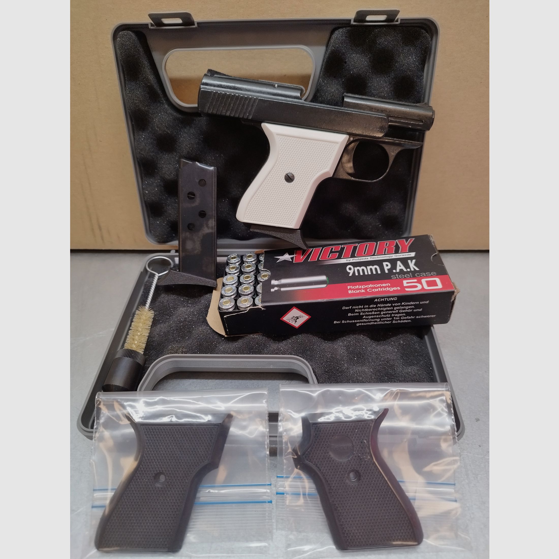 Record Mod. 15-9 Snowflake Schreckschuss Pistole 9mm brüniert  Set Angebot !!Neuware!!