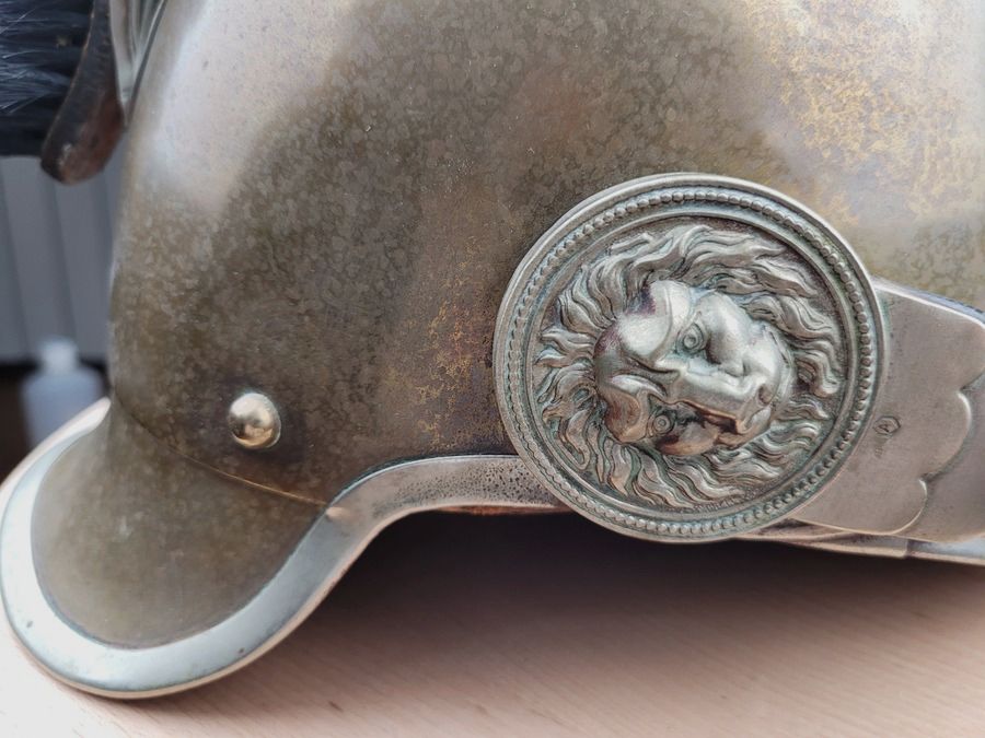 Très beau casque troupe gendarme à pied mod 1912 – belle bombe en parfait état – Garnitures Maillechort – « Franck et fils Aubervilliers » – TBE+, image 15 sur 18