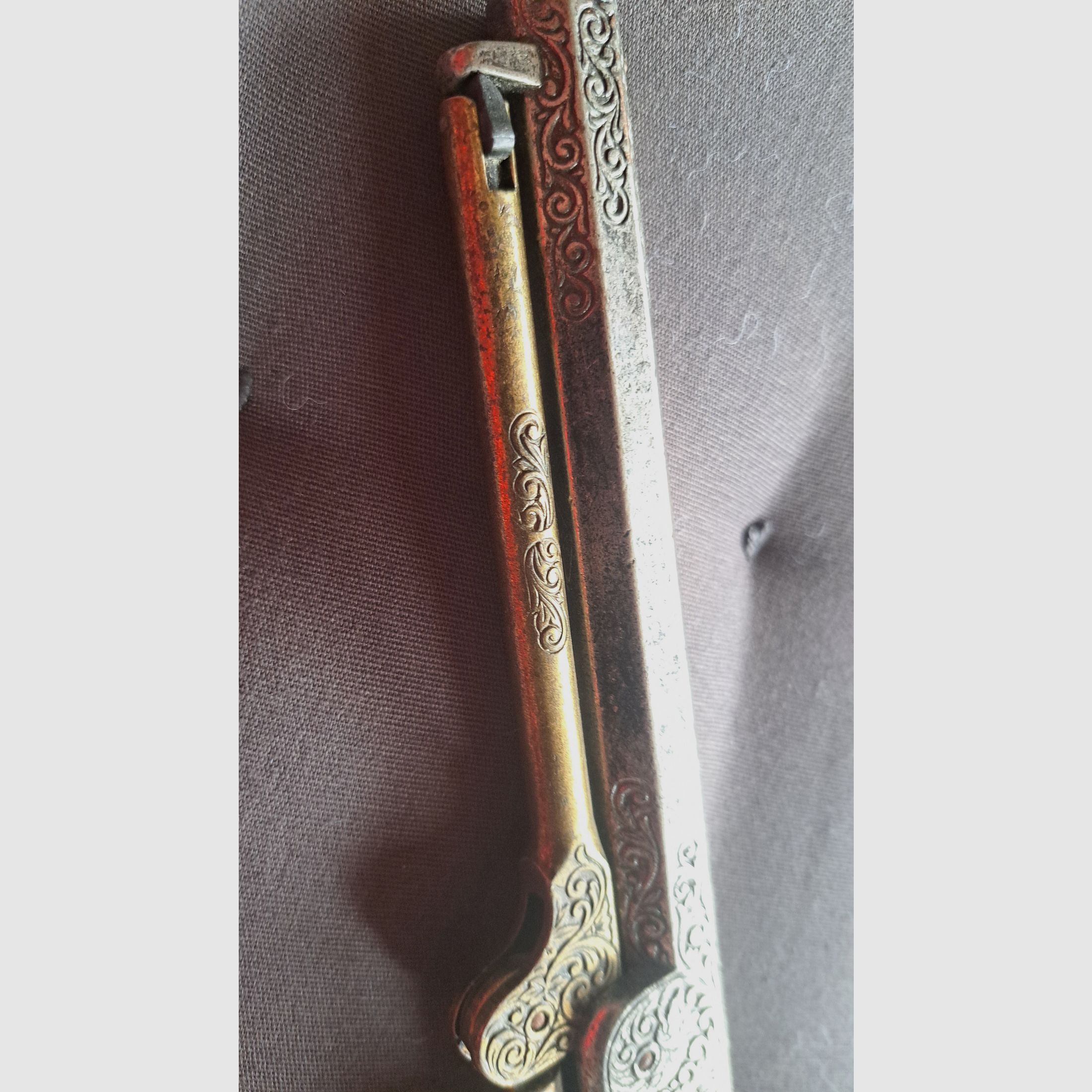 Deko Waffe Colt Model Navy 1851