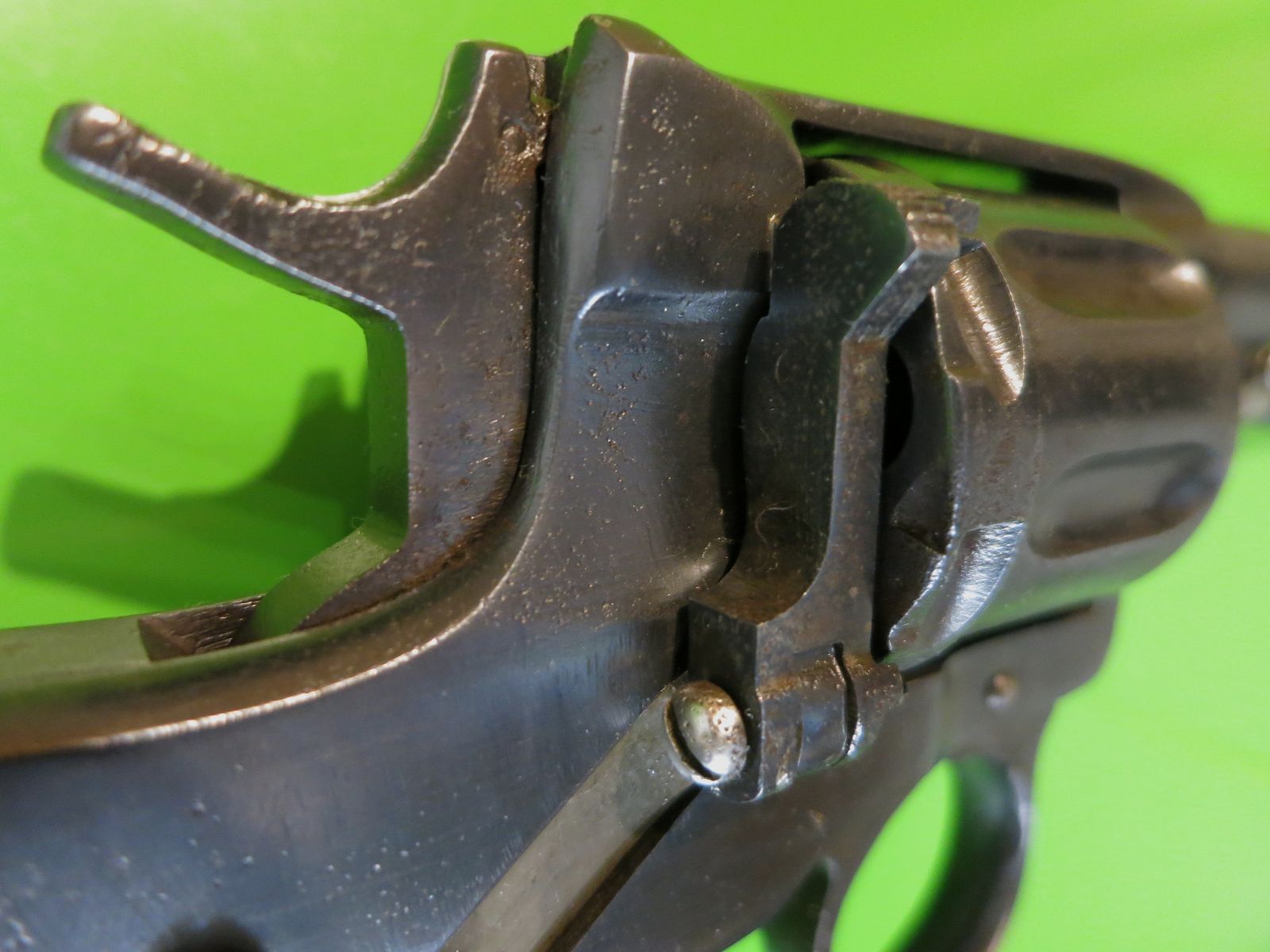 KAISERLICHER RUSSISCHER NAGANT-REVOLVER 1. WK, 1915, DOUBLE-ACTION-OFFIZIERSMODELL    #93-