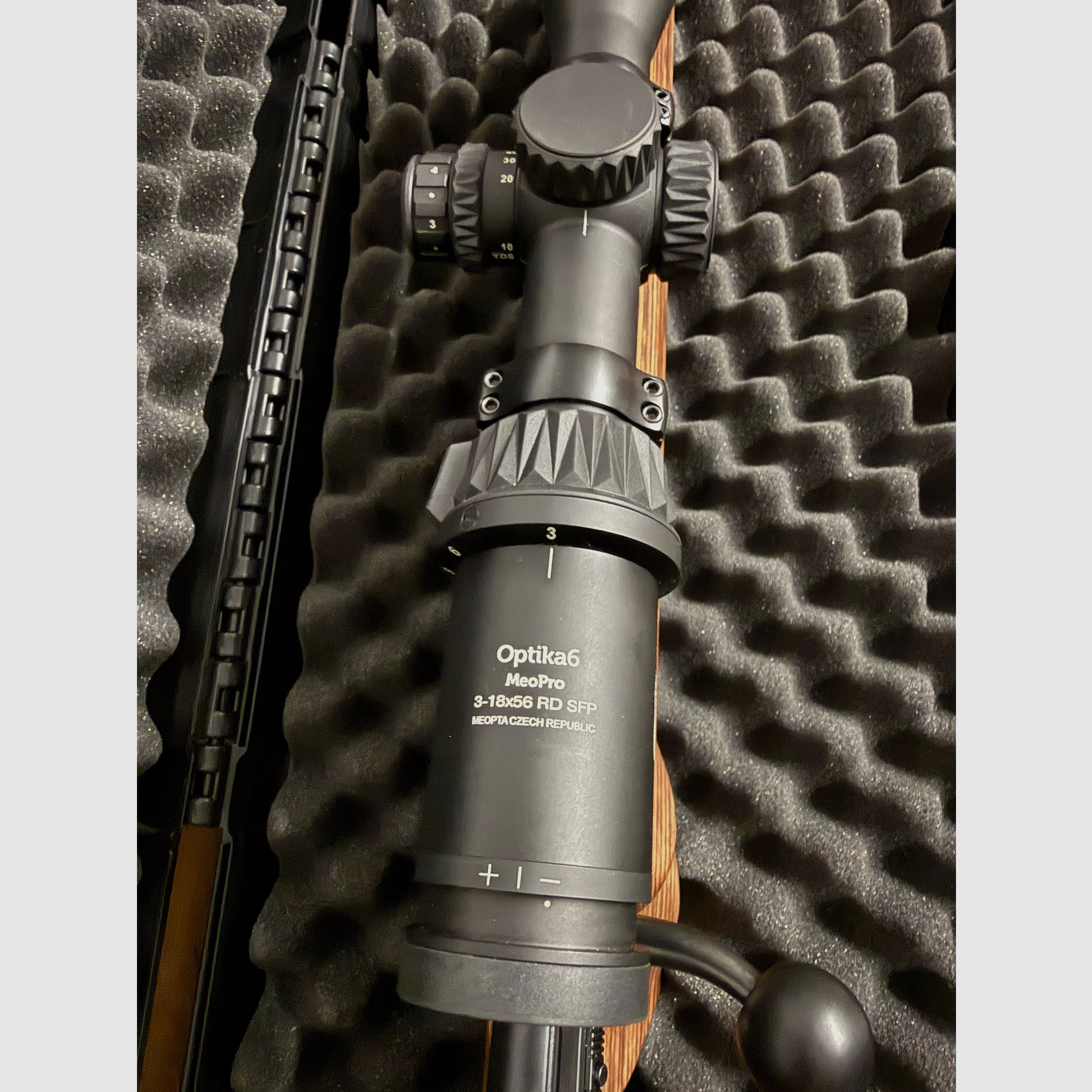Anschütz 1771 GRS Sporter, kal. .223 z Meopta Optika6 3-18x56