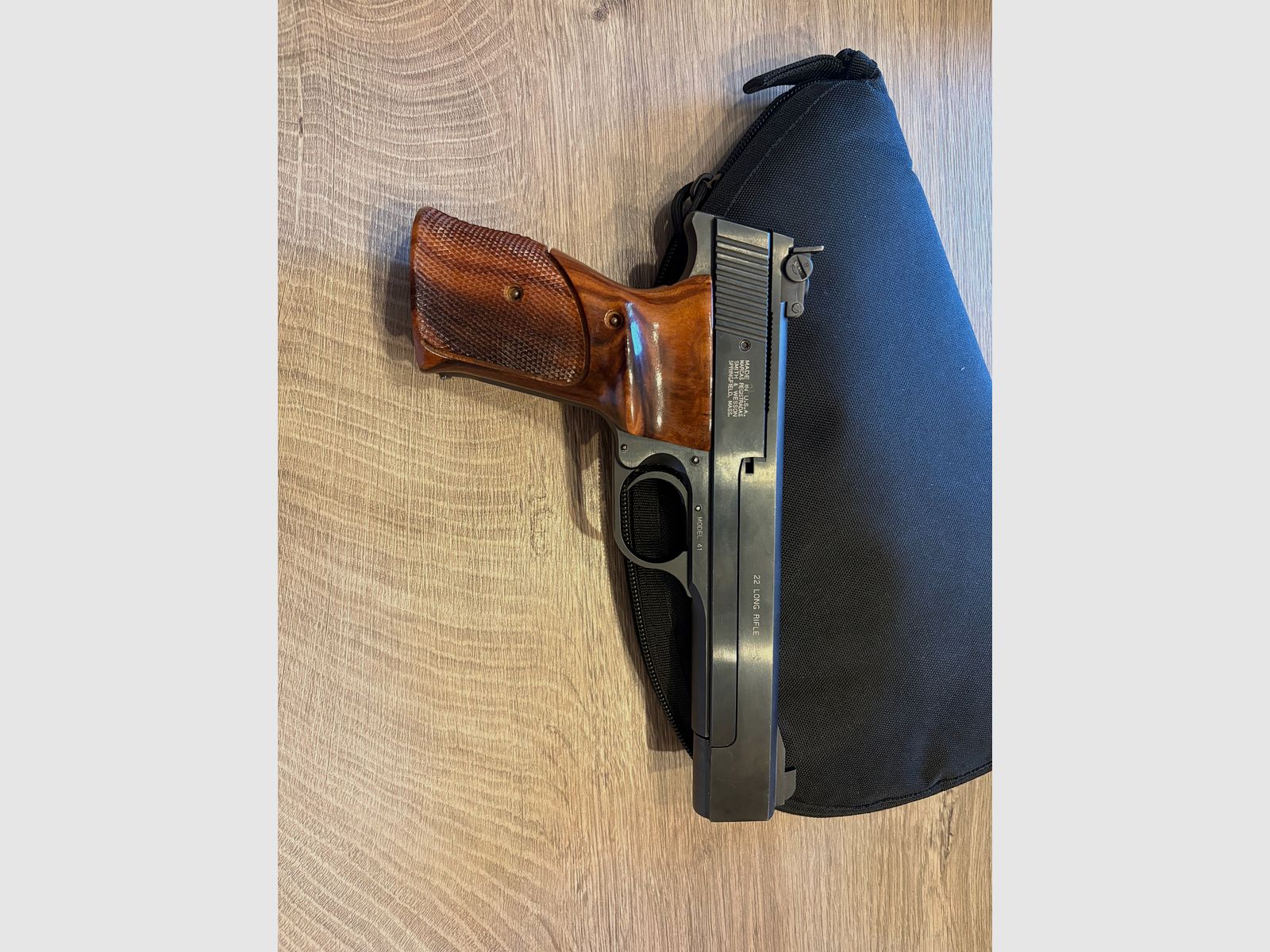 Smith & Wesson Model 41 (.22 lfb./.22 LR) – état impeccable