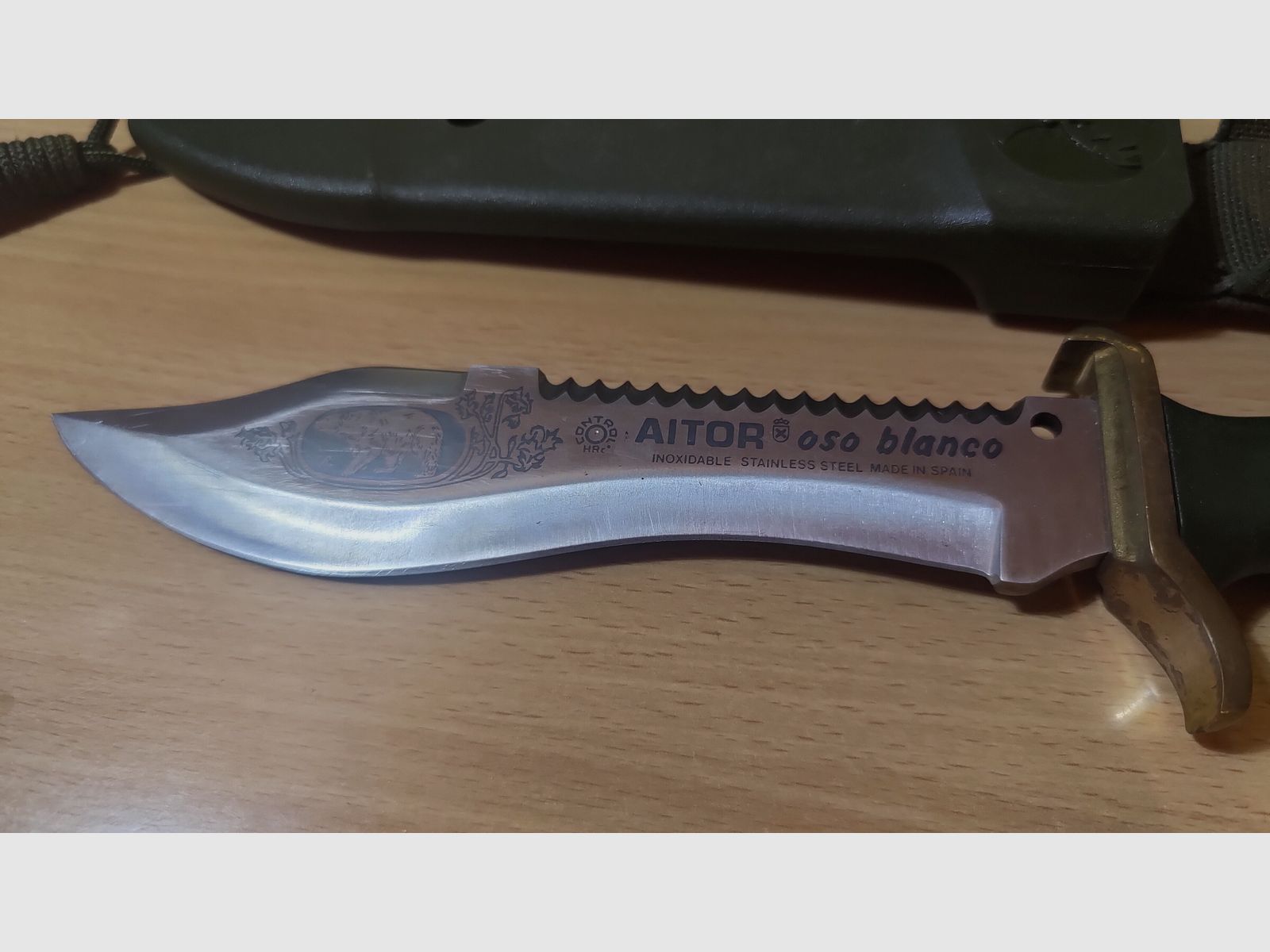 Cuchillo de caza Aitor OSO Blanco sin usar
