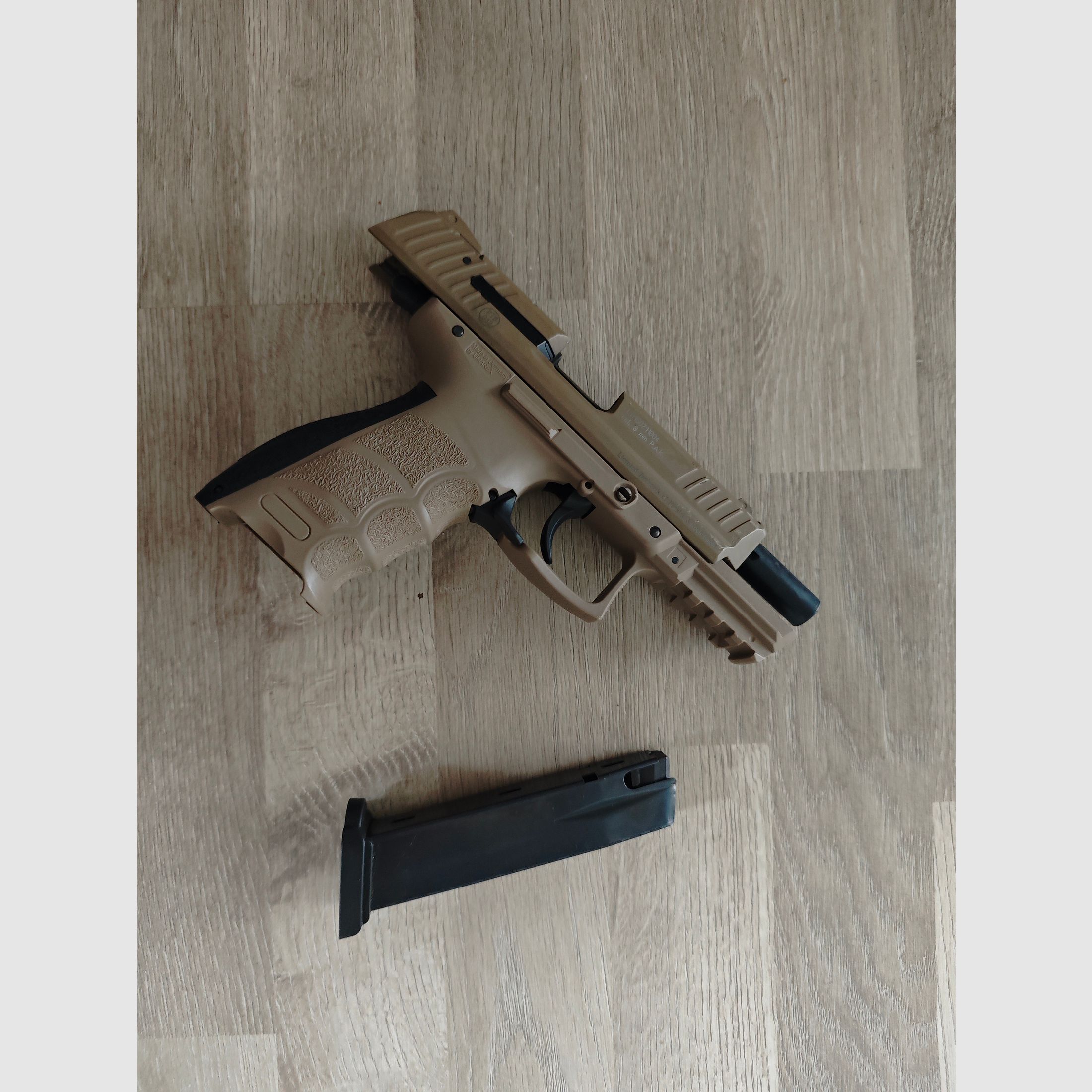 Heckler Koch 9mm PAK Schreckschuss Pistole 