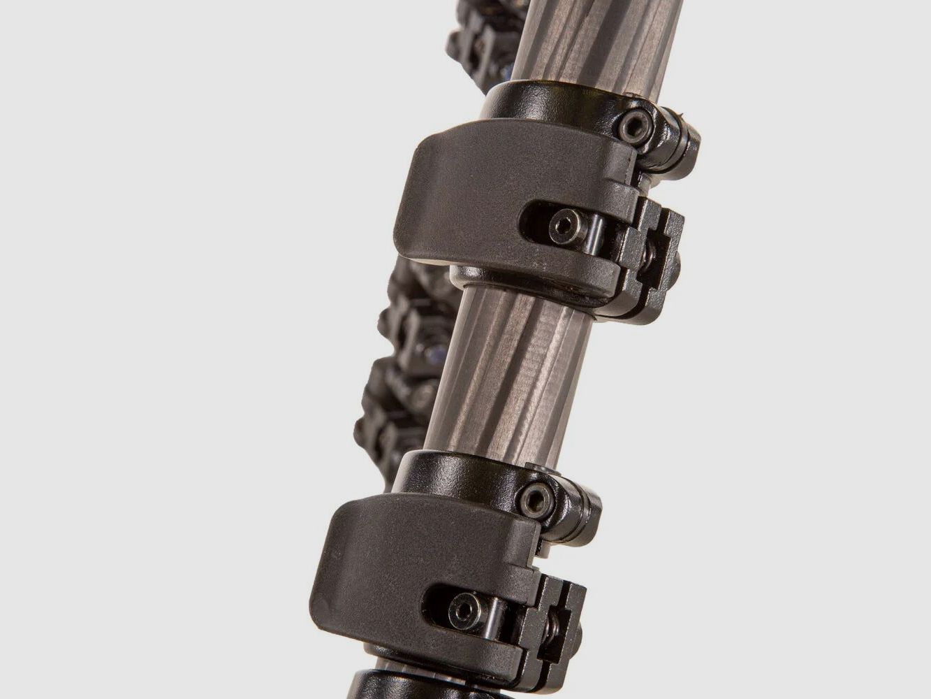 Headhunter KJI K800 Carbon Tripod with Reaper Grip