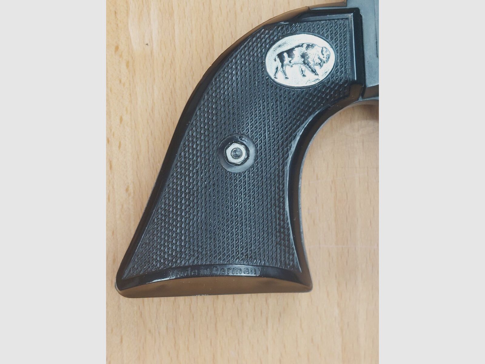 Hermann Schmidt, Ostheim Single Action Army, Buffalo