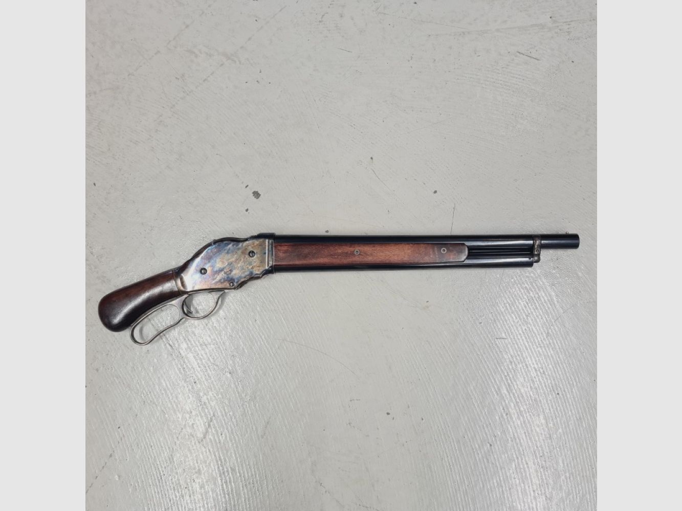 Chiappa 1887 Lever-Shotgun Kal. .12 18.5" Mares Leg CC Buntgehärtet