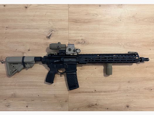 Sig Sauer MCX Virtus mit Zubehör