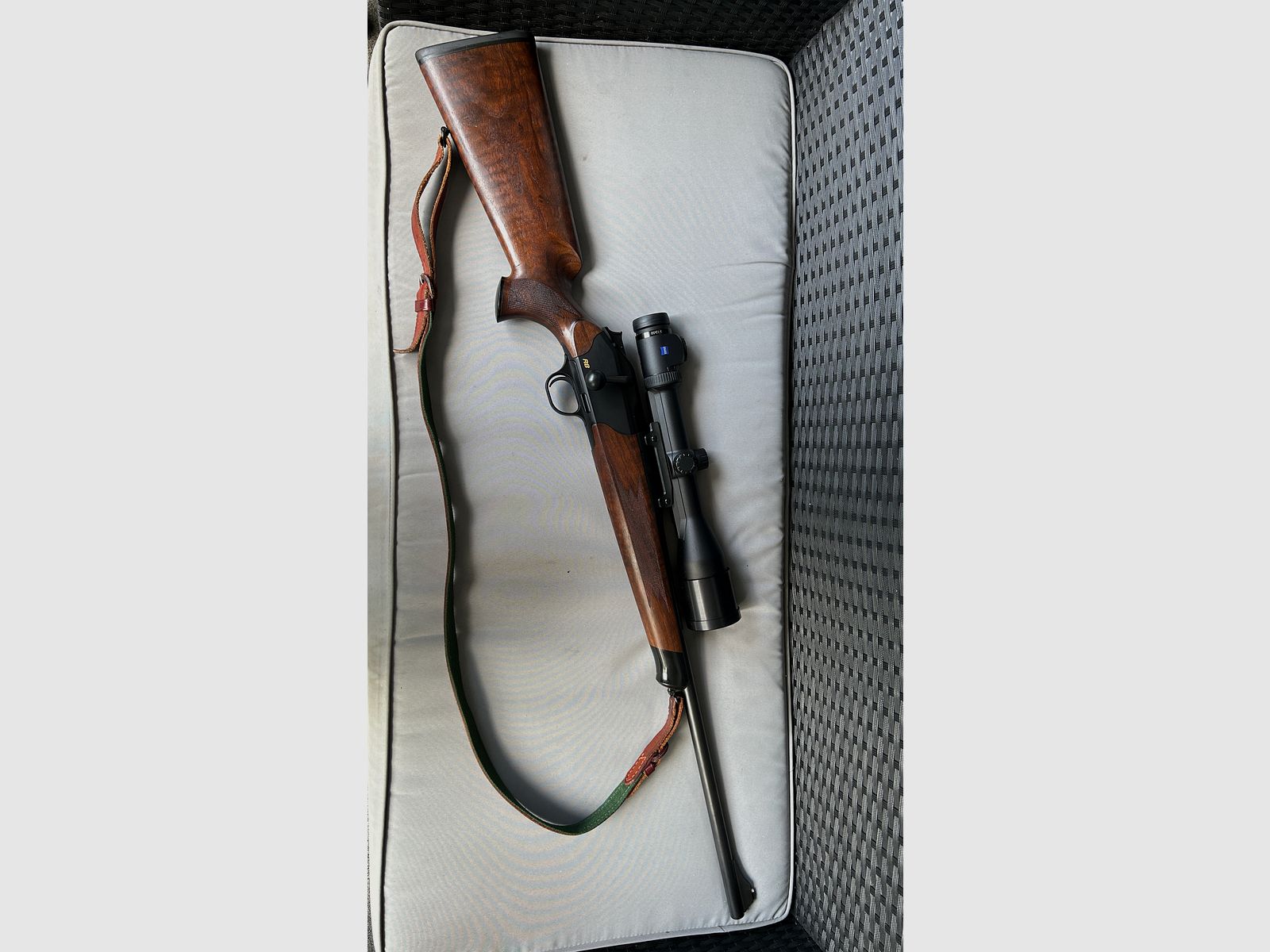 Blaser R8