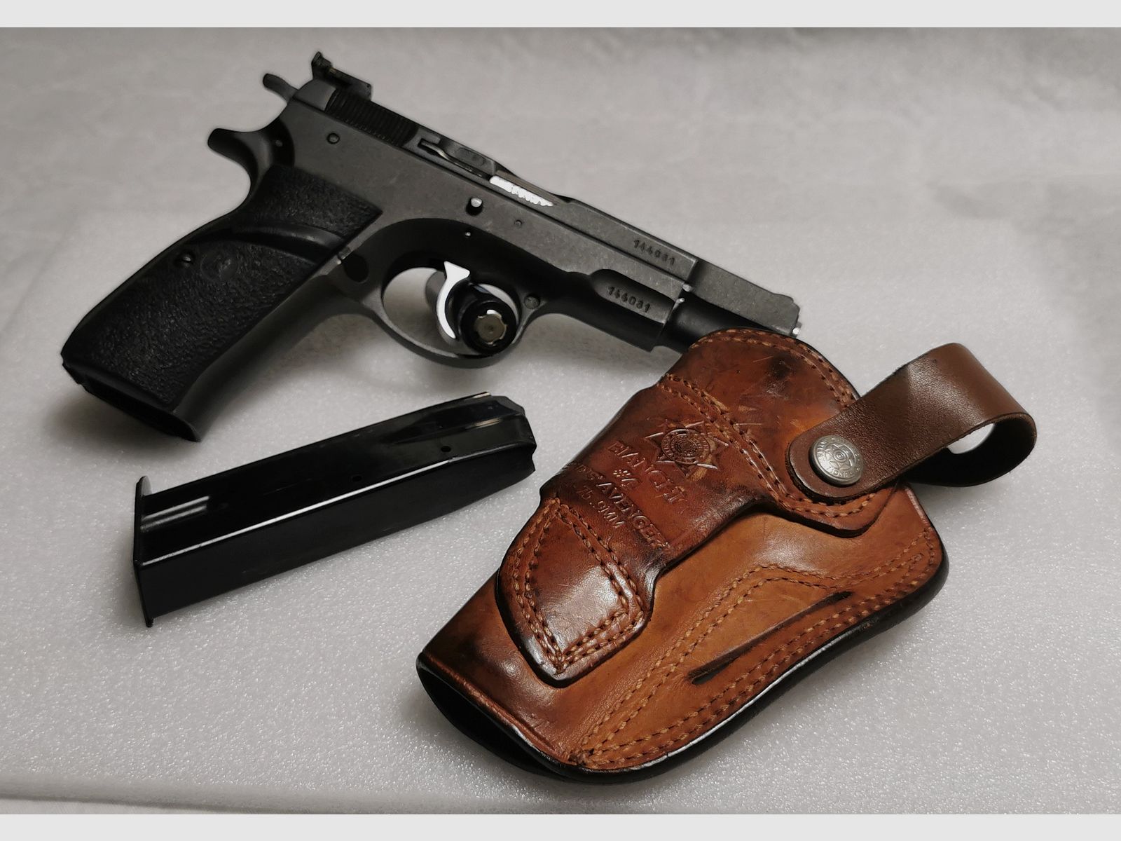 Pistolet CZ 75 Ceska Cal, 9mm Luger