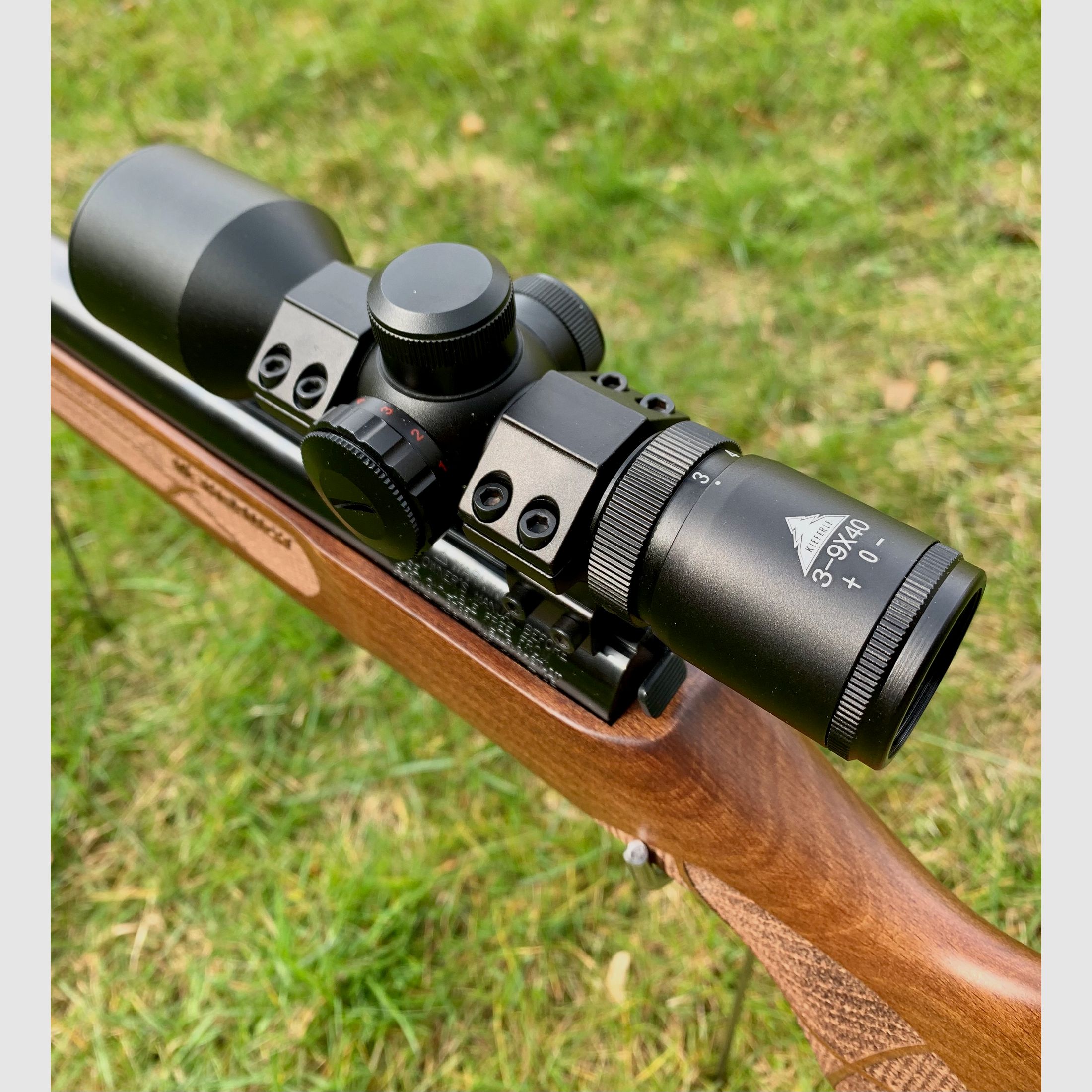 Weihrauch HW 50 M/II con silenziatore calibro 4,5mm e cannocchiale 3-9x40 compatto