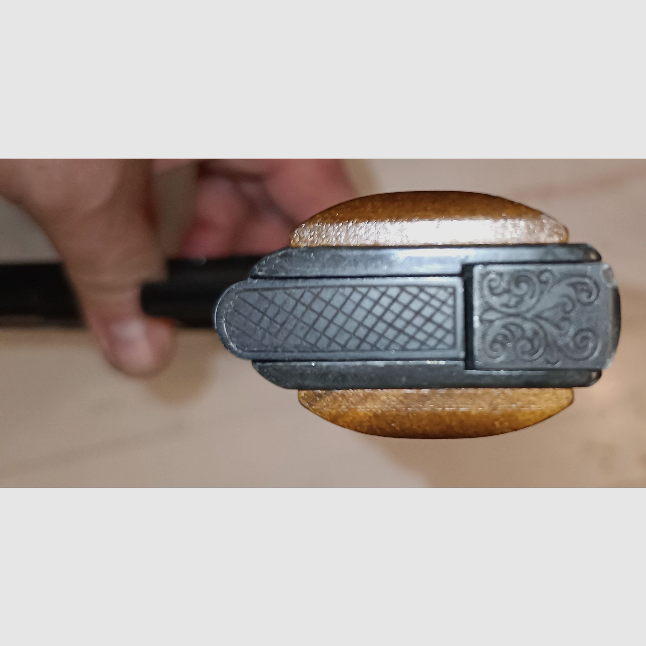 Reck Goverment 8mm Graviert 