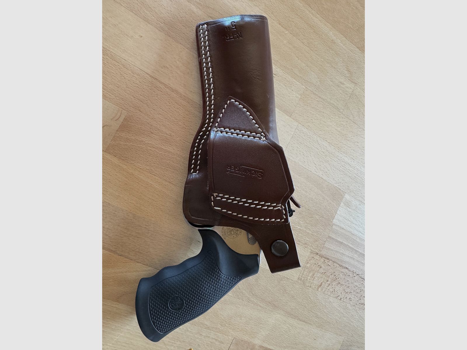 Smith & Wesson 629 Classic, .44 Mag, 5"-Lauf. Gebrauch,neuwertig