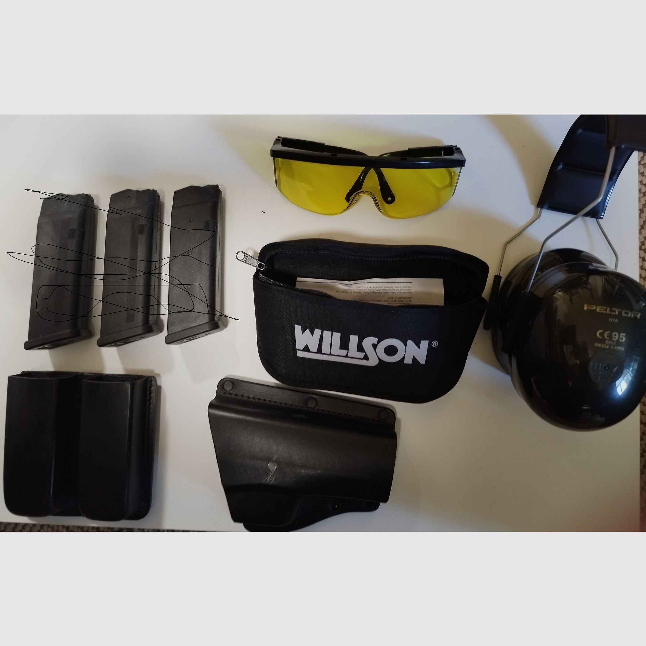 22 Long, 9mm, 38, 45 ASP, 357 Magnum und 12/76
