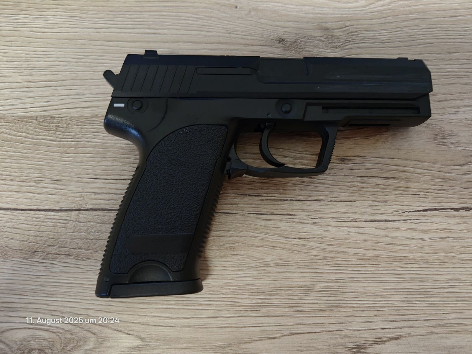 Pistola Airsoft AEP Cyma CM125, come nuova