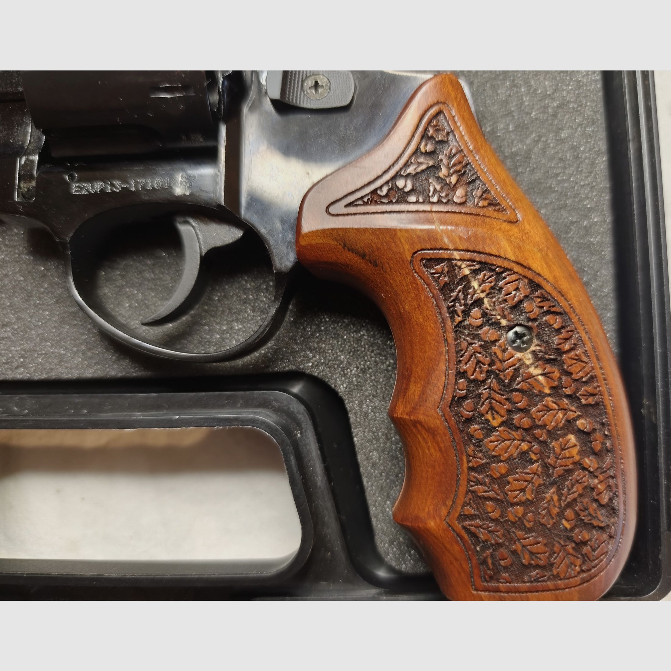 Ekol Viper 2,5 Zoll Schreckschuss Revolver SchwarzKaliber 9 mm R.K.