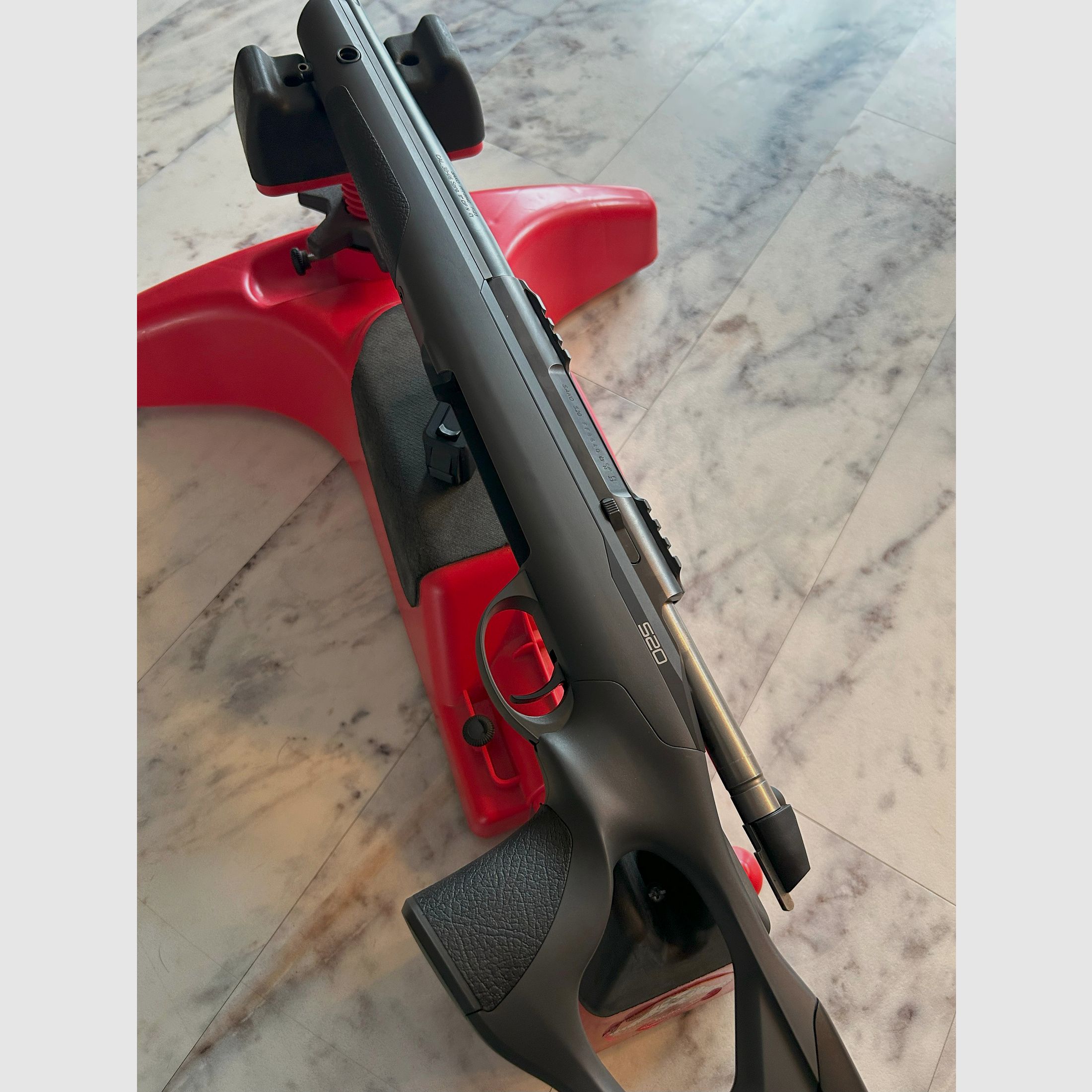  Repetierbüchse Sako S2o Hunter 30-06 Kurz mit Lochschaft und Schalldämpfer