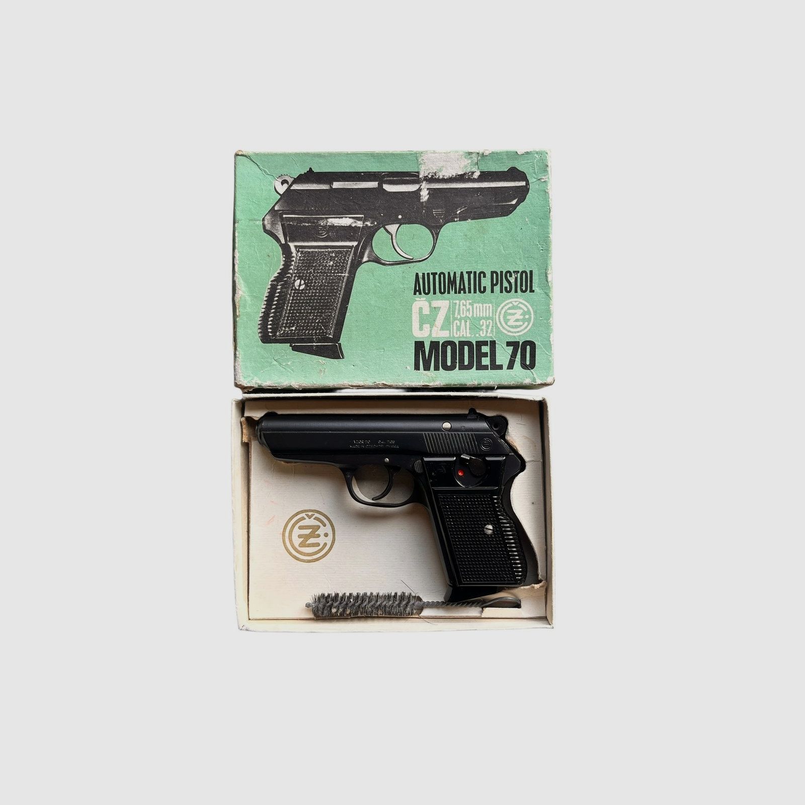 Pistolet CZ Vzor 70 calibre 7,65 mm Browning | Bon état +, image 2 sur 8