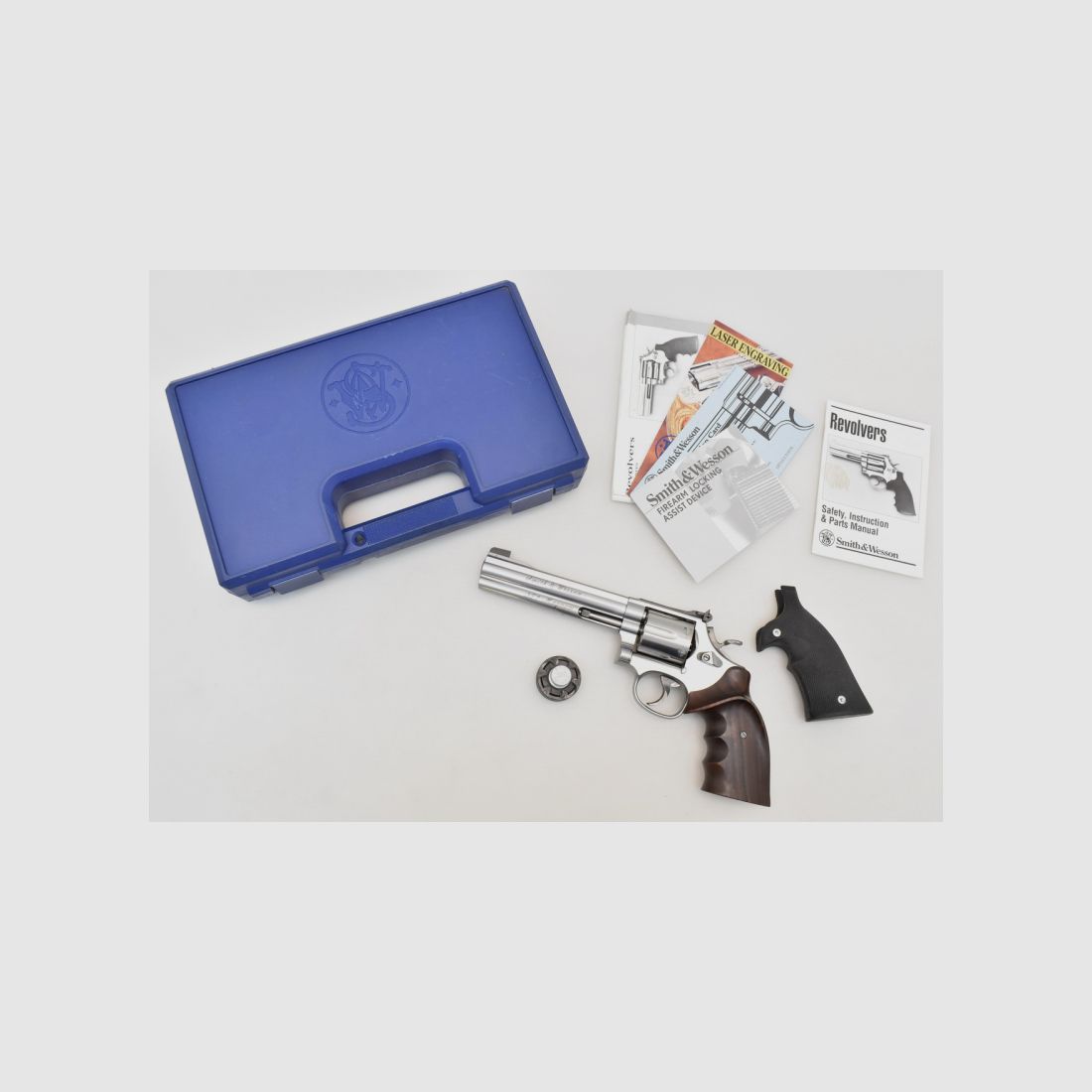 SMITH & WESSON Stainless Revolver Modell 686 TARGET CHAMPION DL mit 6" Lauf Kal .357 Magnum