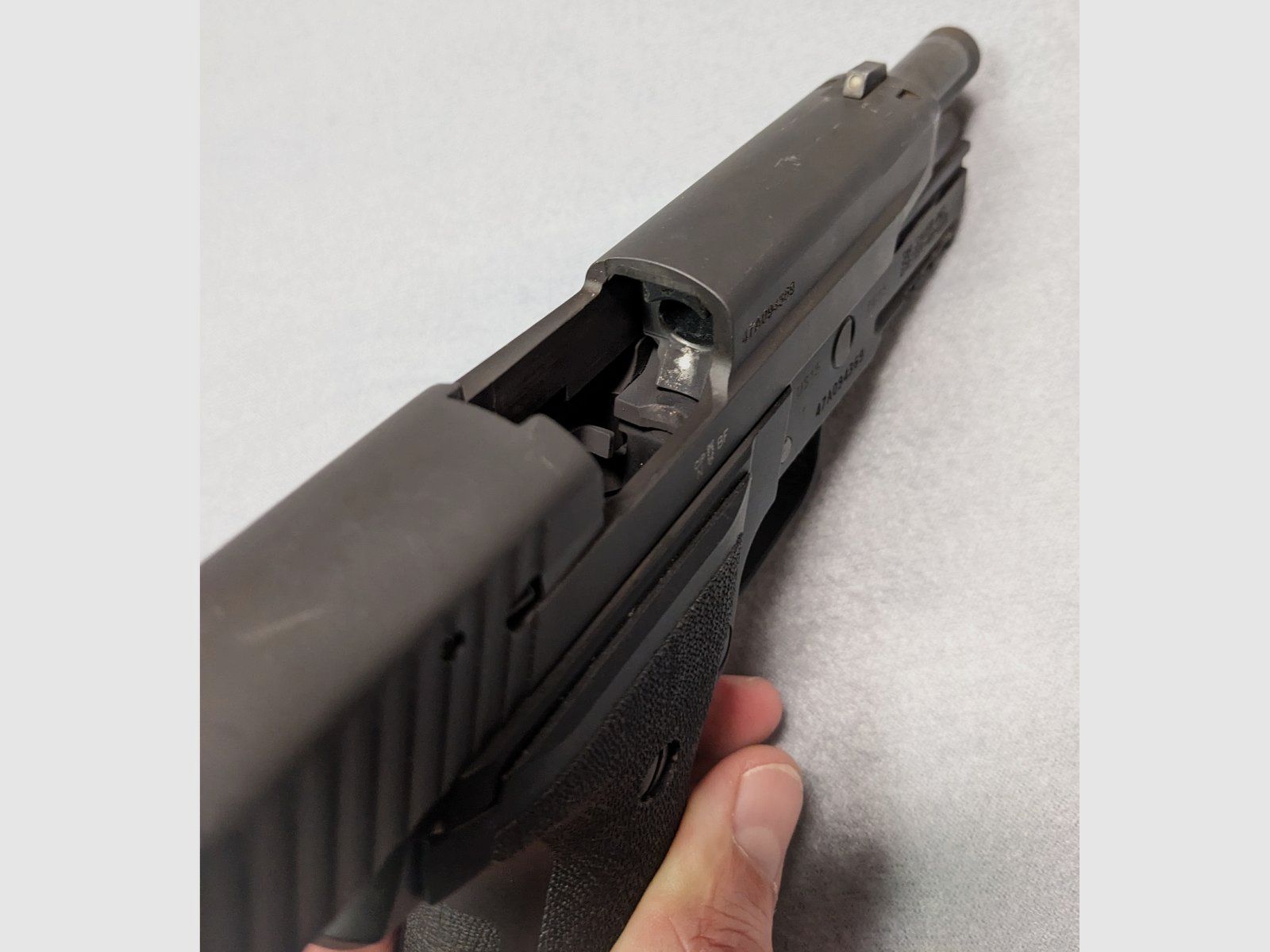 Sig Sauer P226 MK25 Navy 9mm Luger