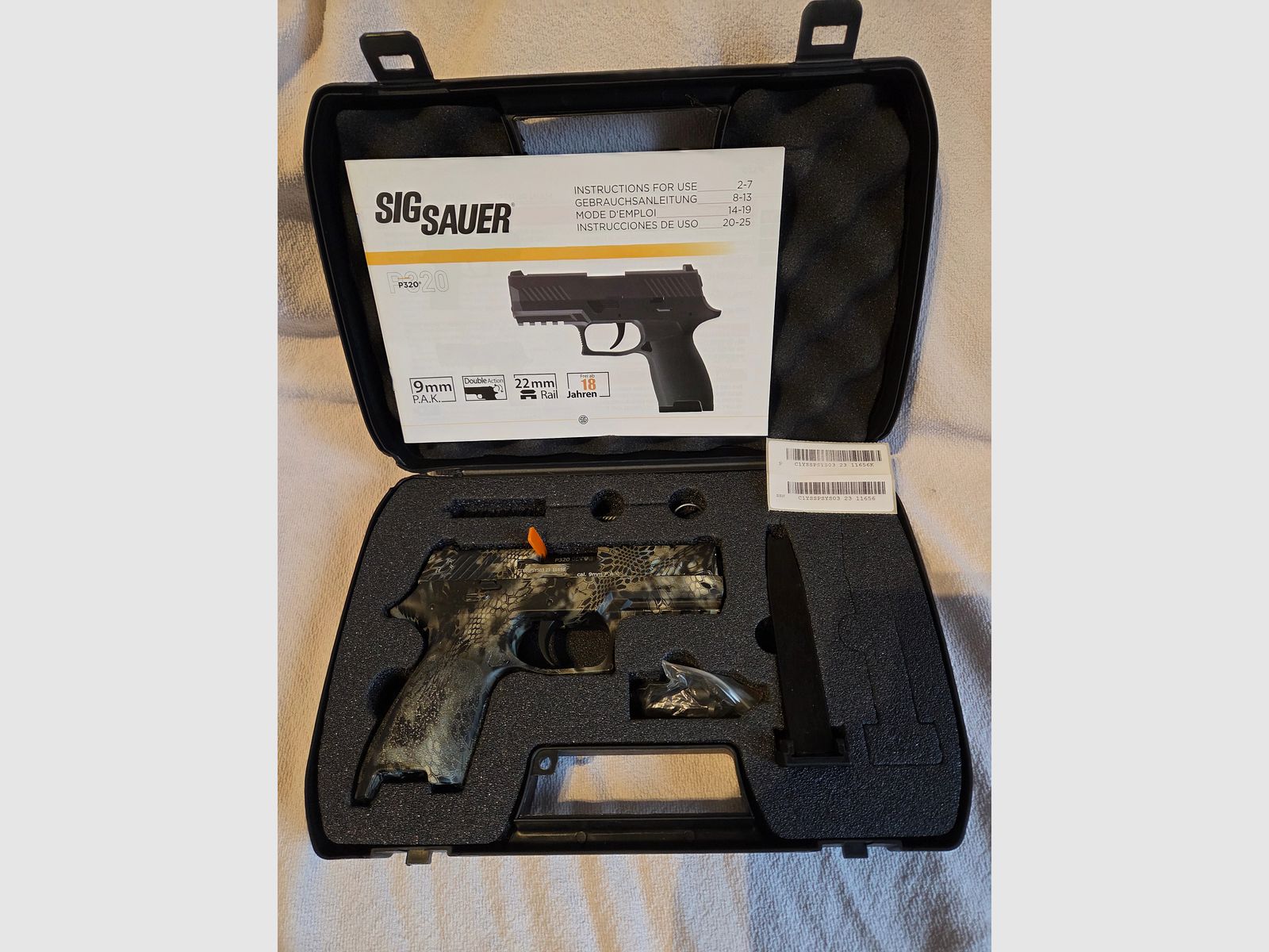 Sig Sauer P320 pistola de fogueo 9mm P.A.K. Cobra camo incluye maletín de armas
