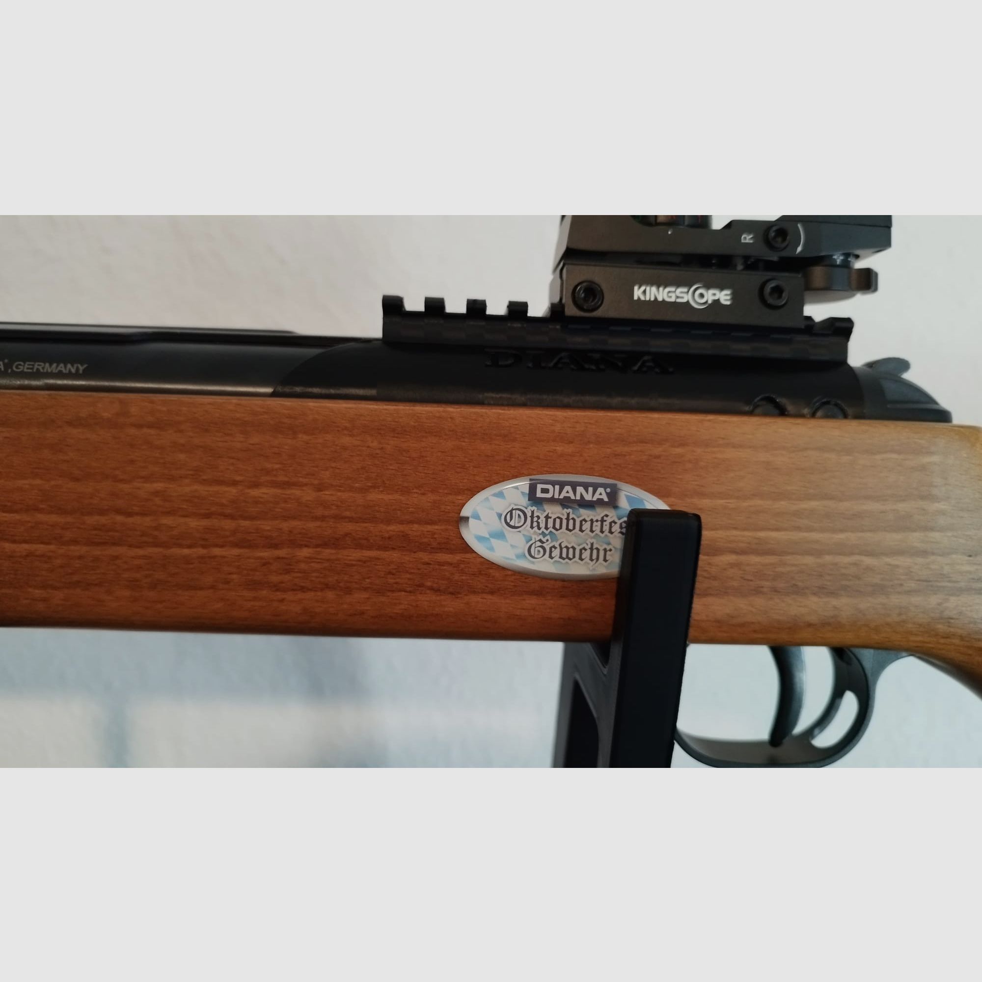 Diana Oktoberfest Luftgewehr 4,4mm BB mit Zubehör