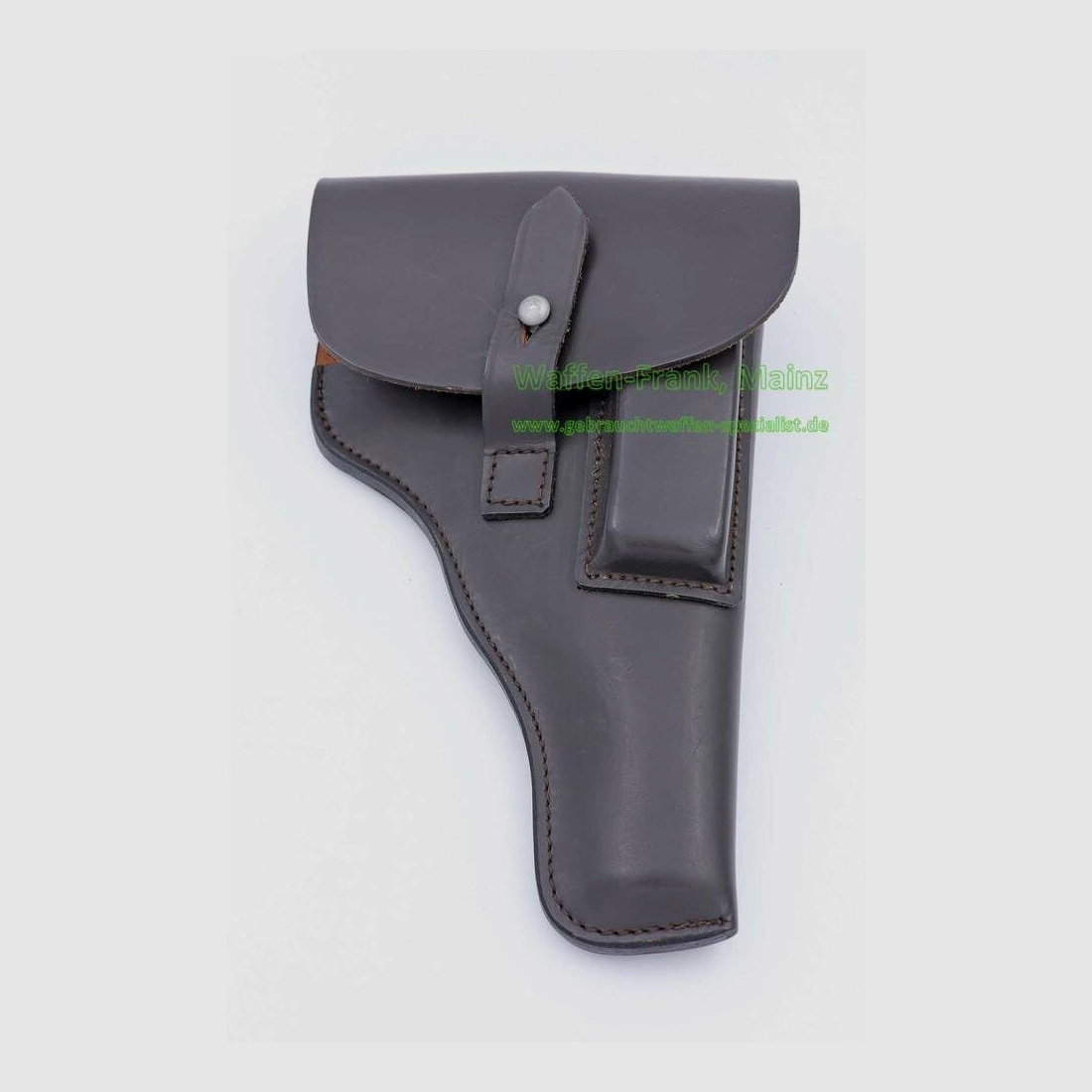 AKAH (Fa. Albrecht Kind) riemholster voor P-38, bruin pistoolholster