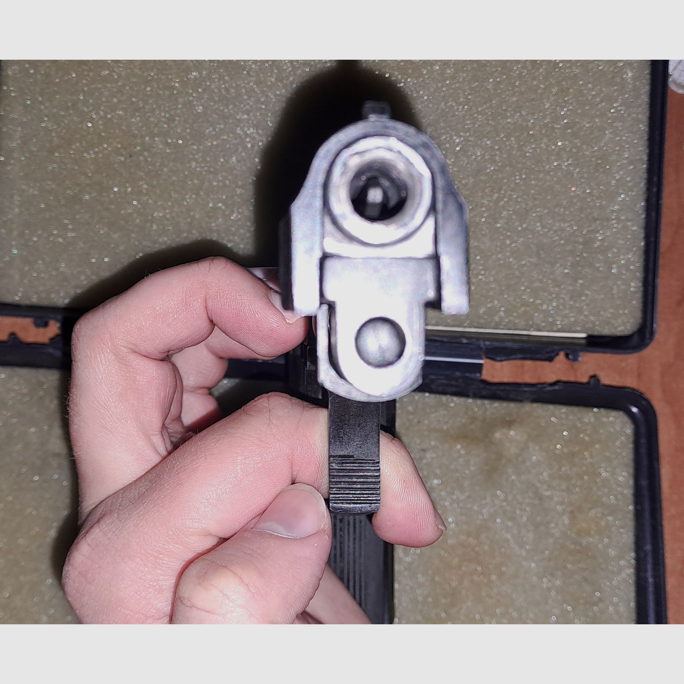 Valtro Mod.98 Civil Cal. 9 mm blank dans le PTB 518 avec accessoires !