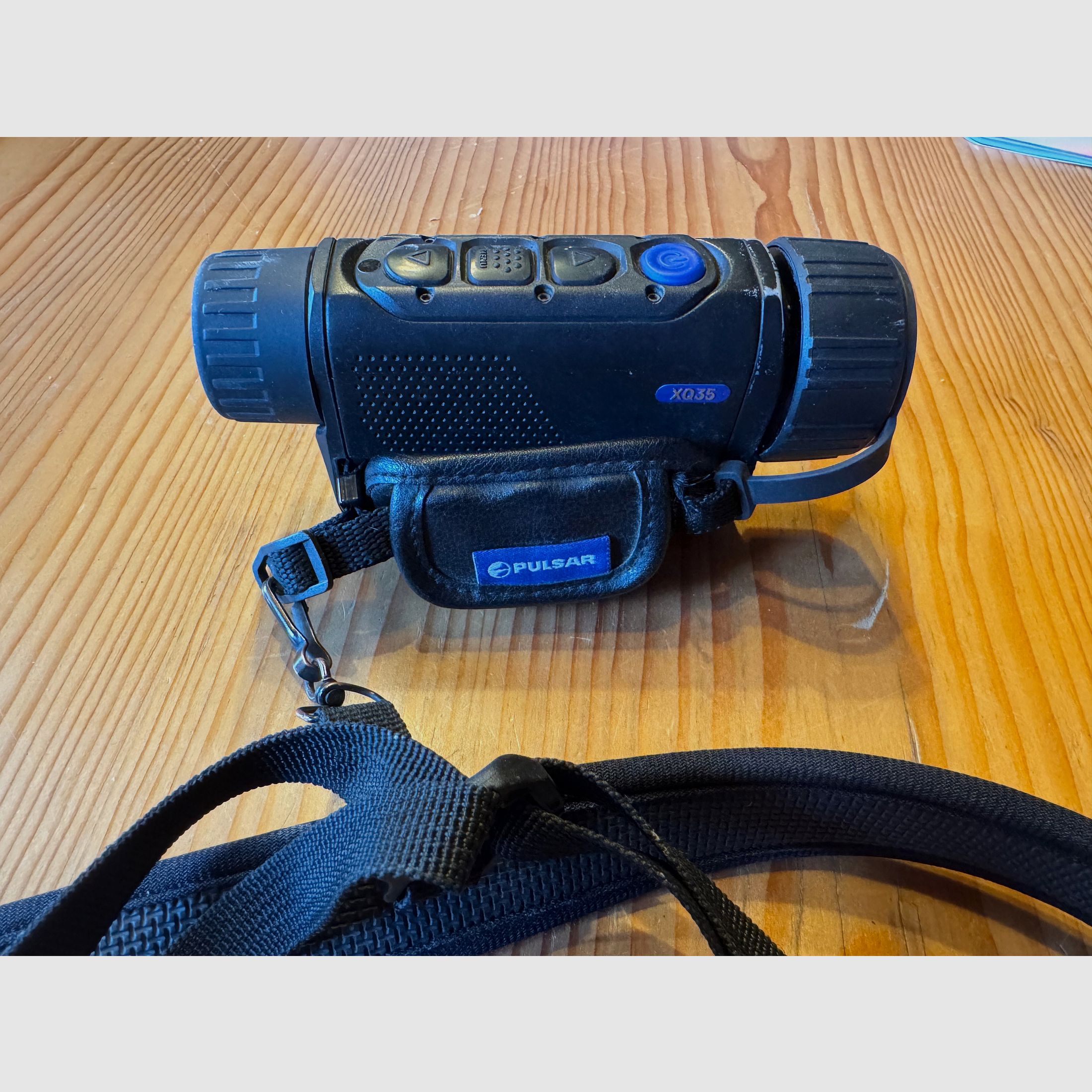 Pulsar Axion 2 XQ35 kamera termowizyjna