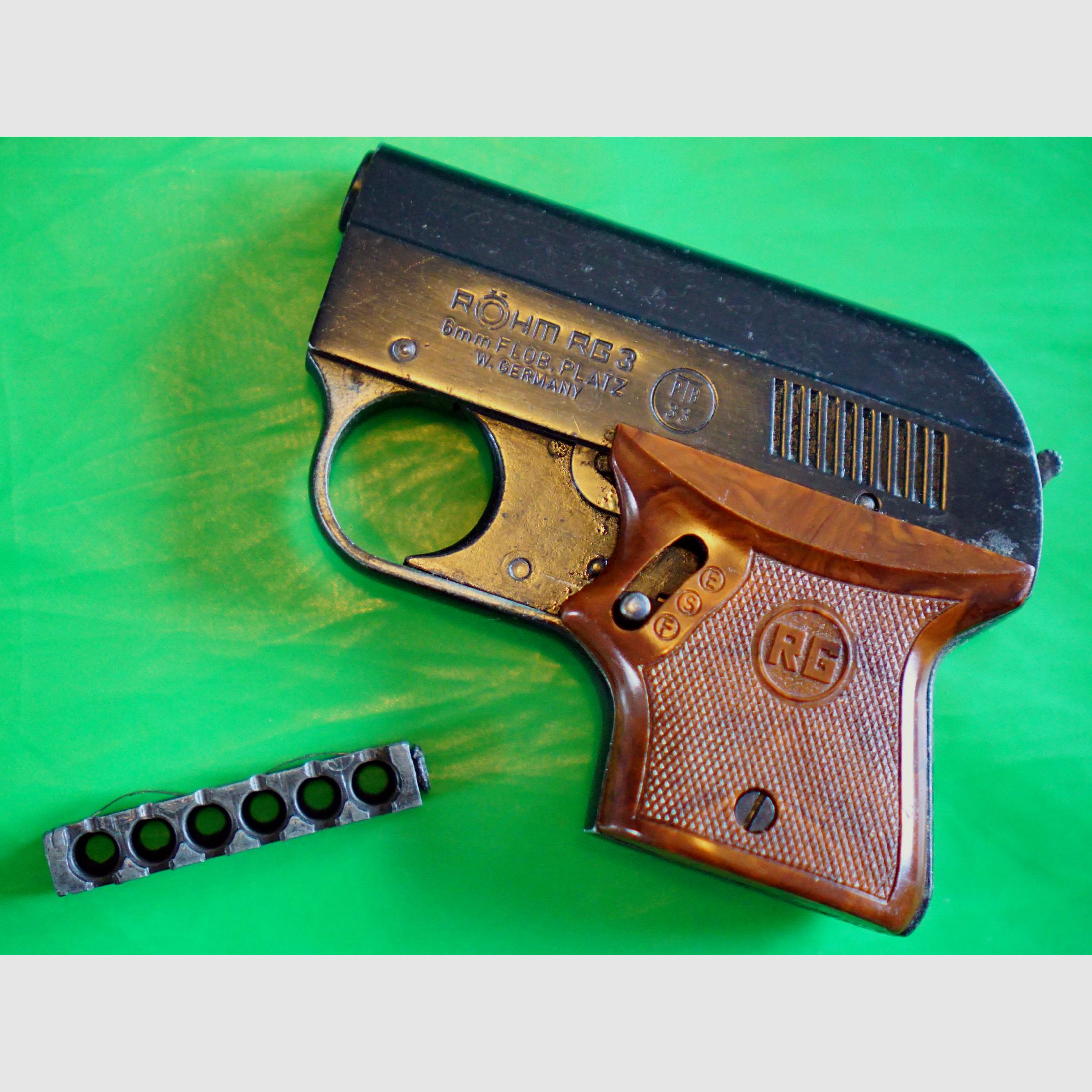 Röhm RG 3 blank firing pistol cal. 6mm Flobert (PTB 33)