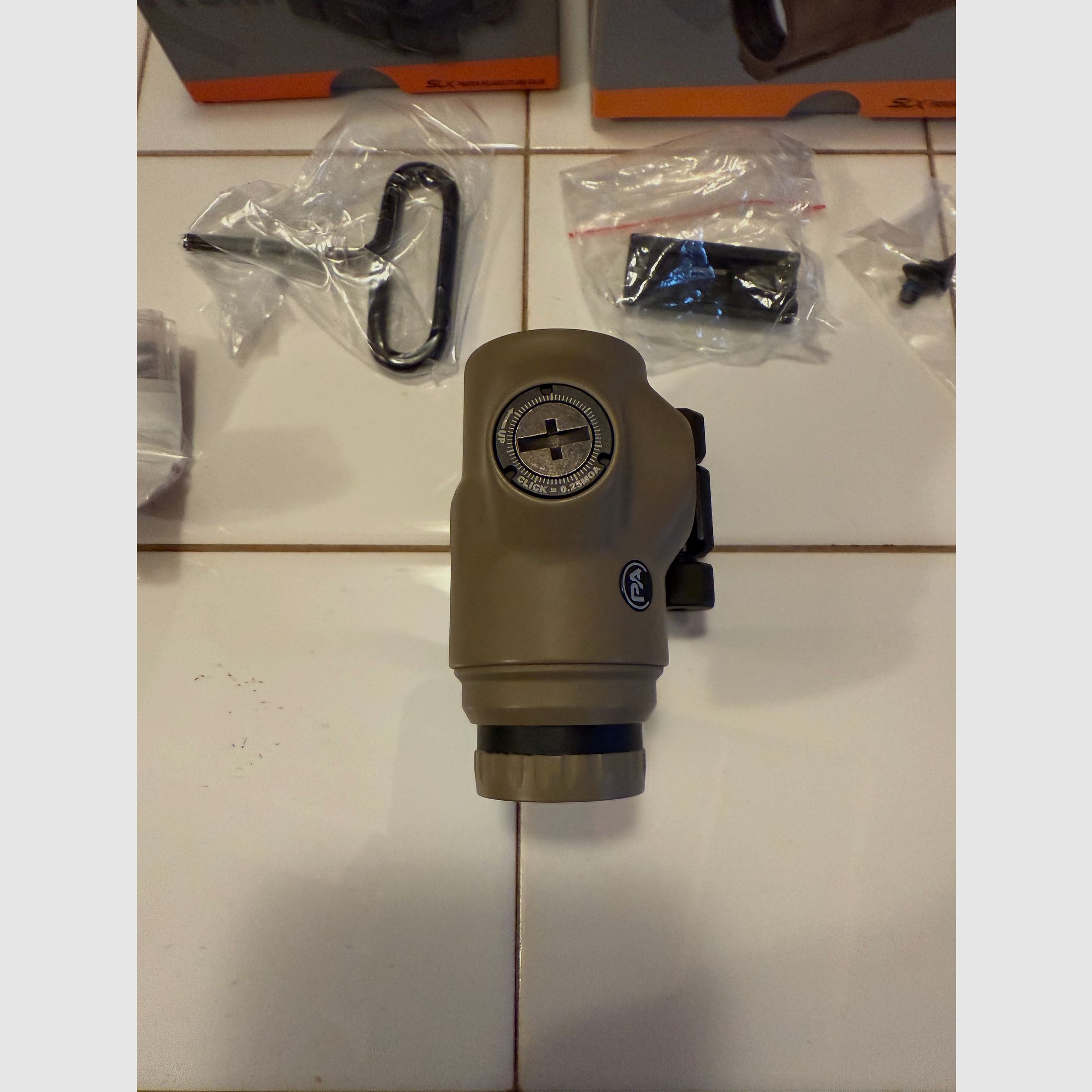 Primary Arms SLx 3x Micro Magnifier FDE con montaggio Flip to sight FTSM - Ottime condizioni