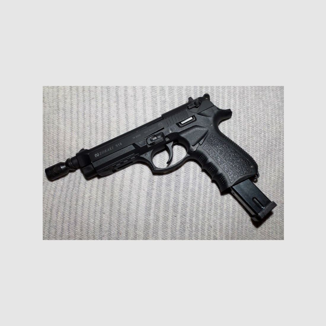 Zoraki 918 9mm P.A.K. schwarz (PTB 1024) mit zwei Magazinen (1x18er - 1x25er) und neuem First Strike Cordura Holster