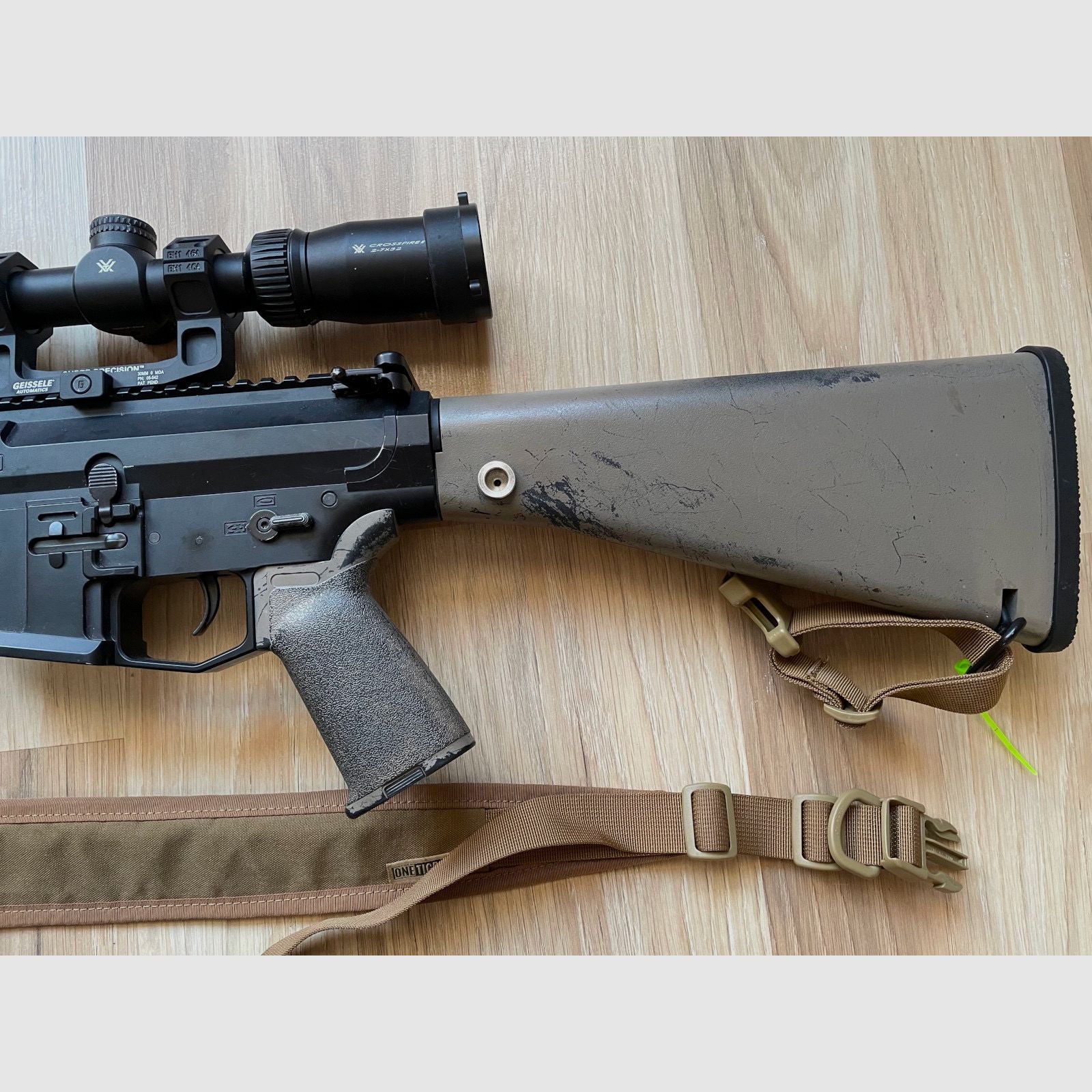 Airsoft Begadi EC25 MCC with scope and carrying case