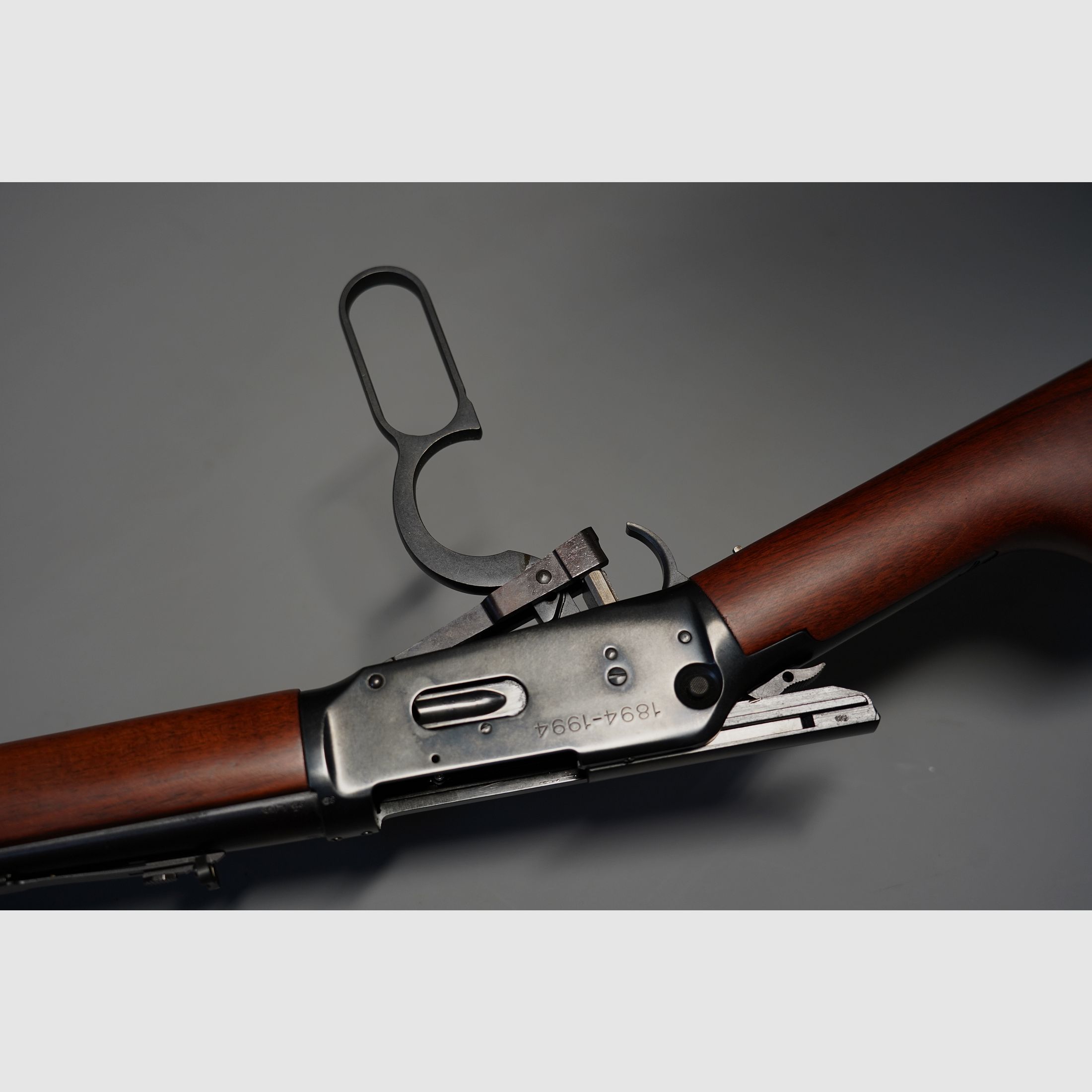 Winchester Model 94 Standard noyer, carabine à levier de sous-garde Cal. 30-30 Win. neuve, jamais tirée