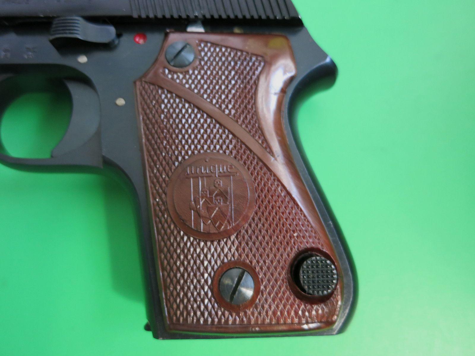 Pistola semiautomática Modelo "L" (Armes Unique MAPF), Cal. 22 lfB, Caja + Instrucciones      #60, imagen 2 de 11