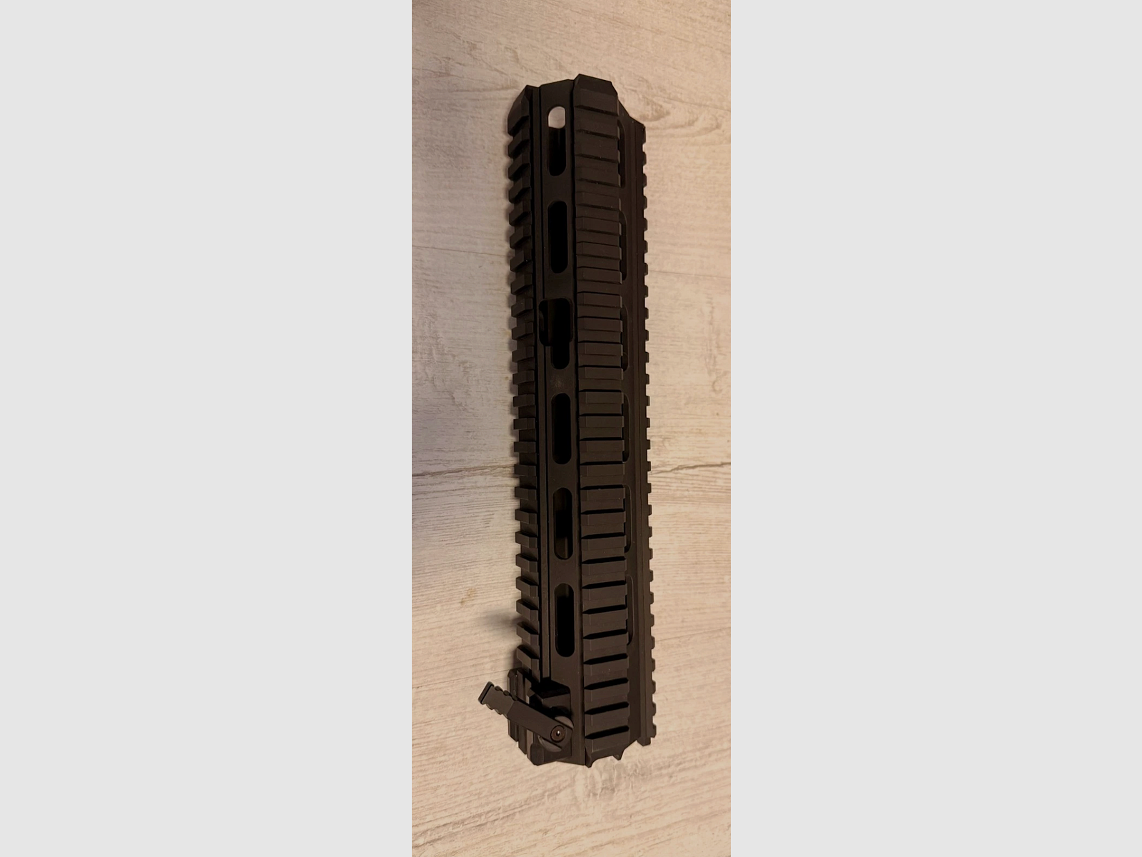 Haenel CR223 handguard quadrail Picatinny long, immagine 1 di 3