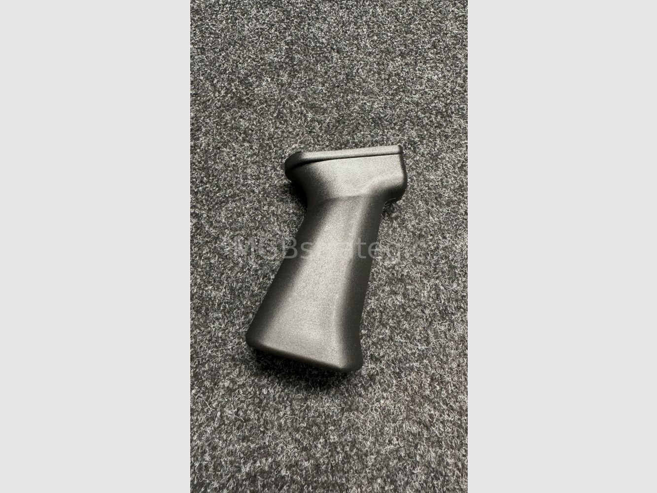 Pistol grip for AK47 AKM AK74 AK100 series Saiga Arsenal KUSA WBP Cugir KUSA branded pistol grip which fits most AK / AKM / Saiga platforms