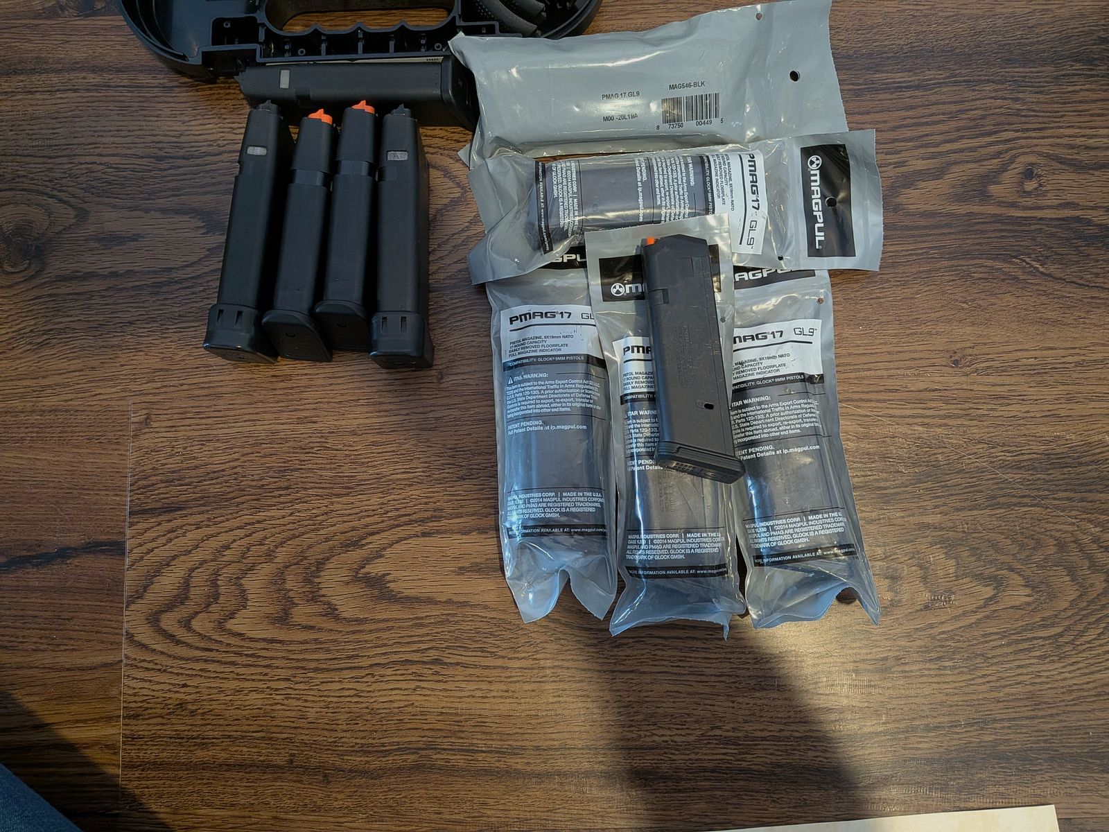 Glock 17 MOS Gen5 9x19 Trijicon RMR Aimpoint 11 magazine, image 2 of 5