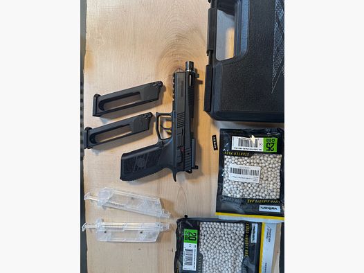 Airsoft CZ P-09 CO2 e accessori