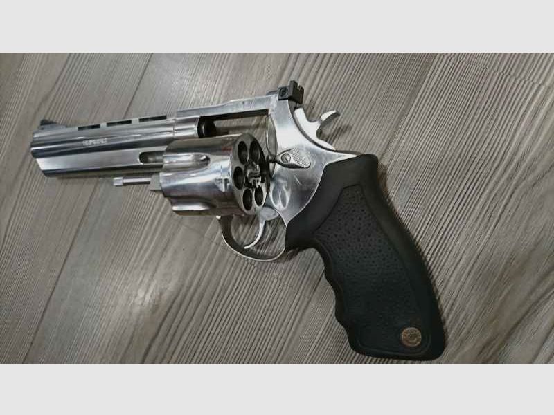 TAURUS 44 MAGNUM (verkocht), afbeelding 2 van 4