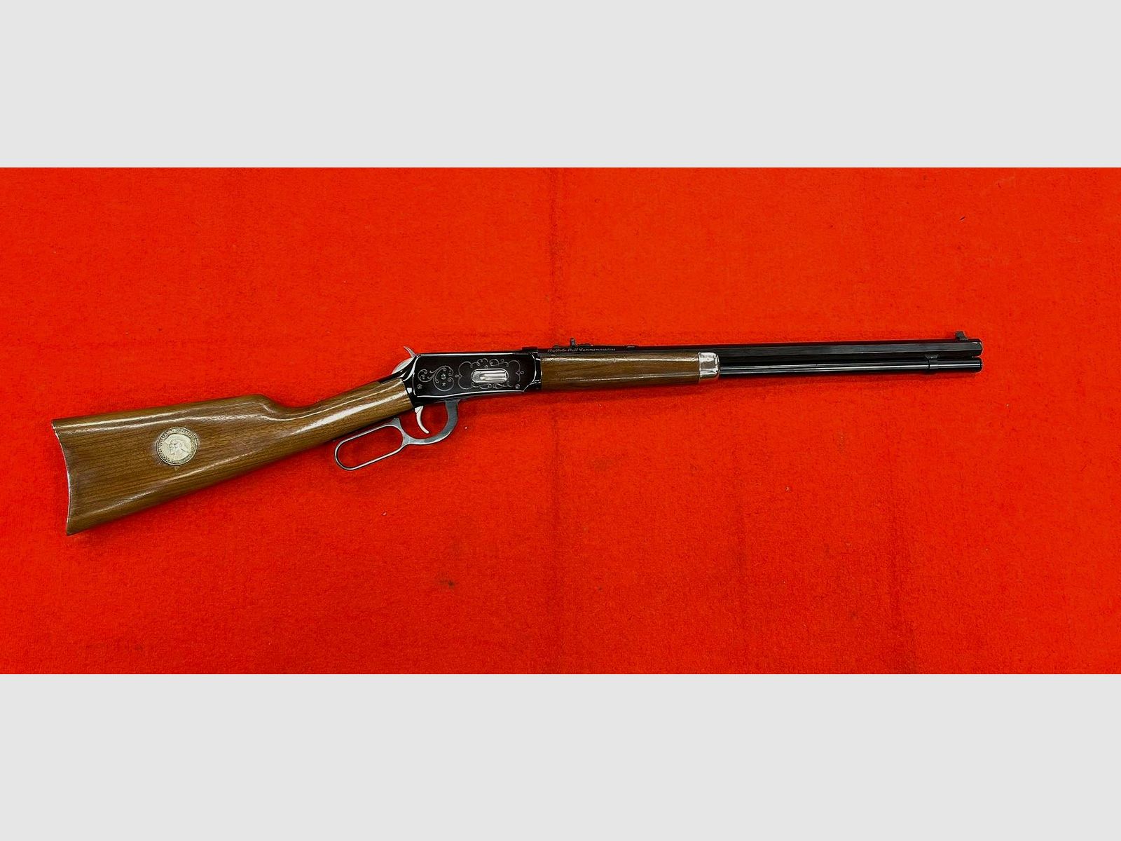 WINCHESTER MODEL 94 BUFFALO BILL HERDENKING KALIBER 30-30 WINCHESTER, afbeelding 1 van 5