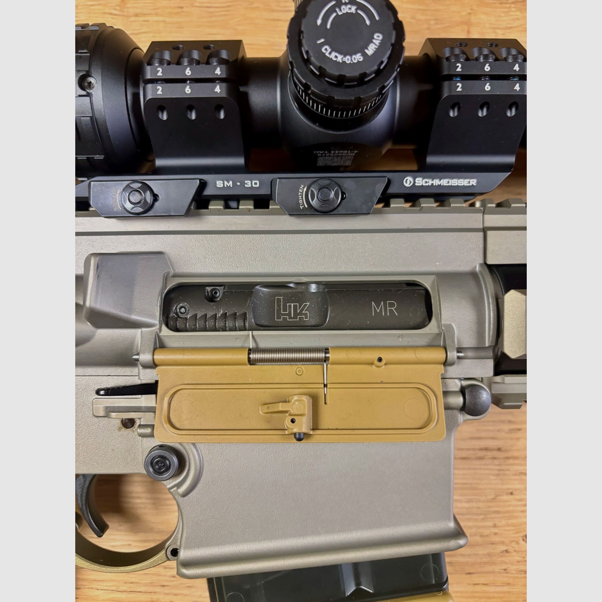Heckler & Koch HK MR 308 A3 - Sandfarben - inkl. ZF Falke 4-16x44 TAC Karbon Zweibein