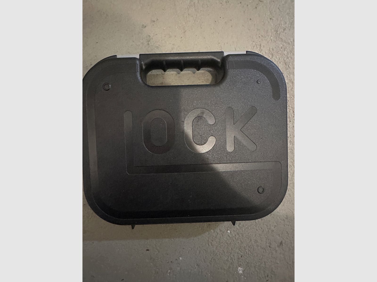 Glock 17 Gen 5 (4.5 mm CO₂) with blowback + accessories