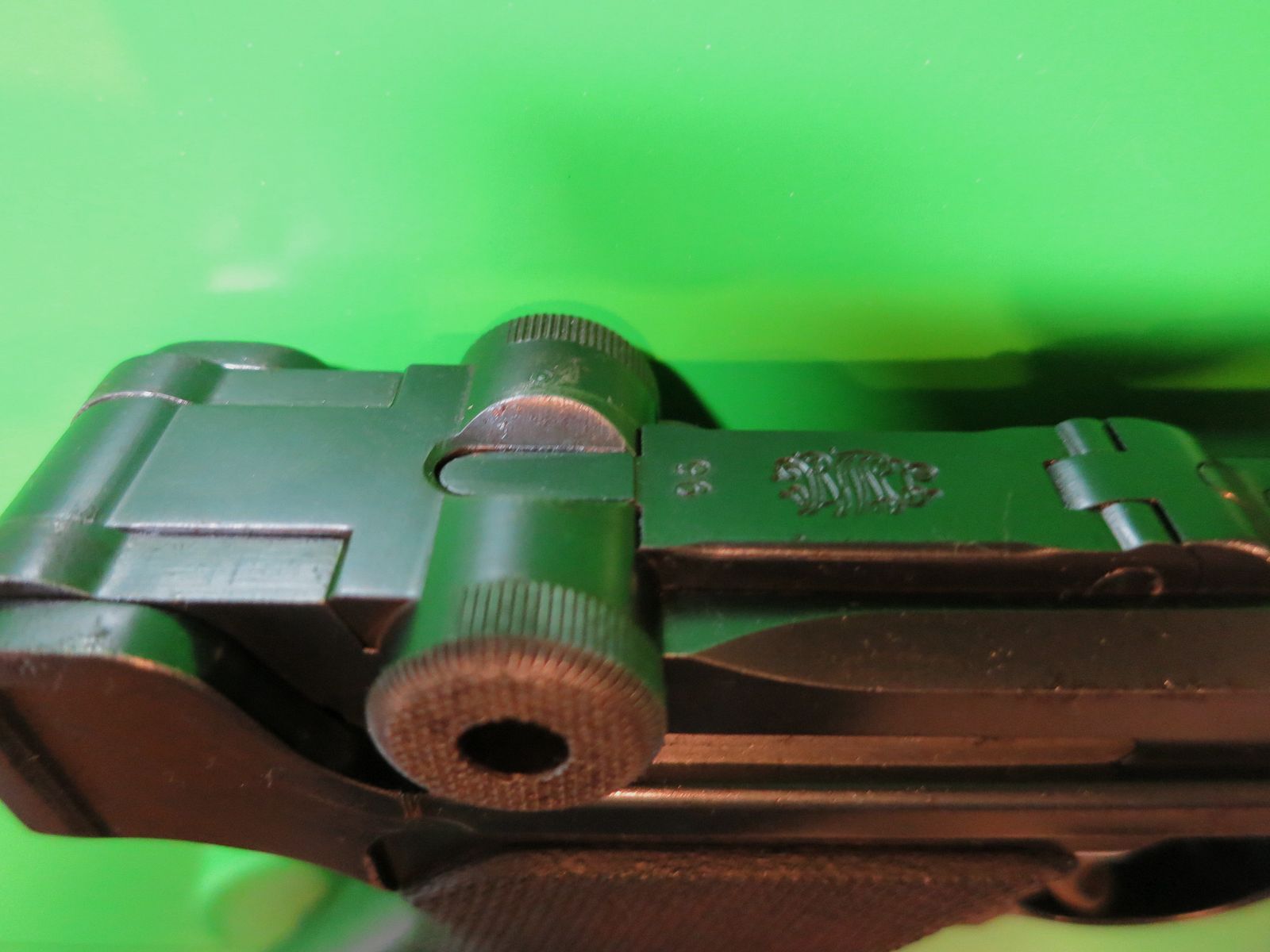 Deutsche Waffen- und Munitionsfabriken (DWM) 1915 , lange Pistole 08 P08, Ari P08 (Artillerie), 9 mm Luger     #61-