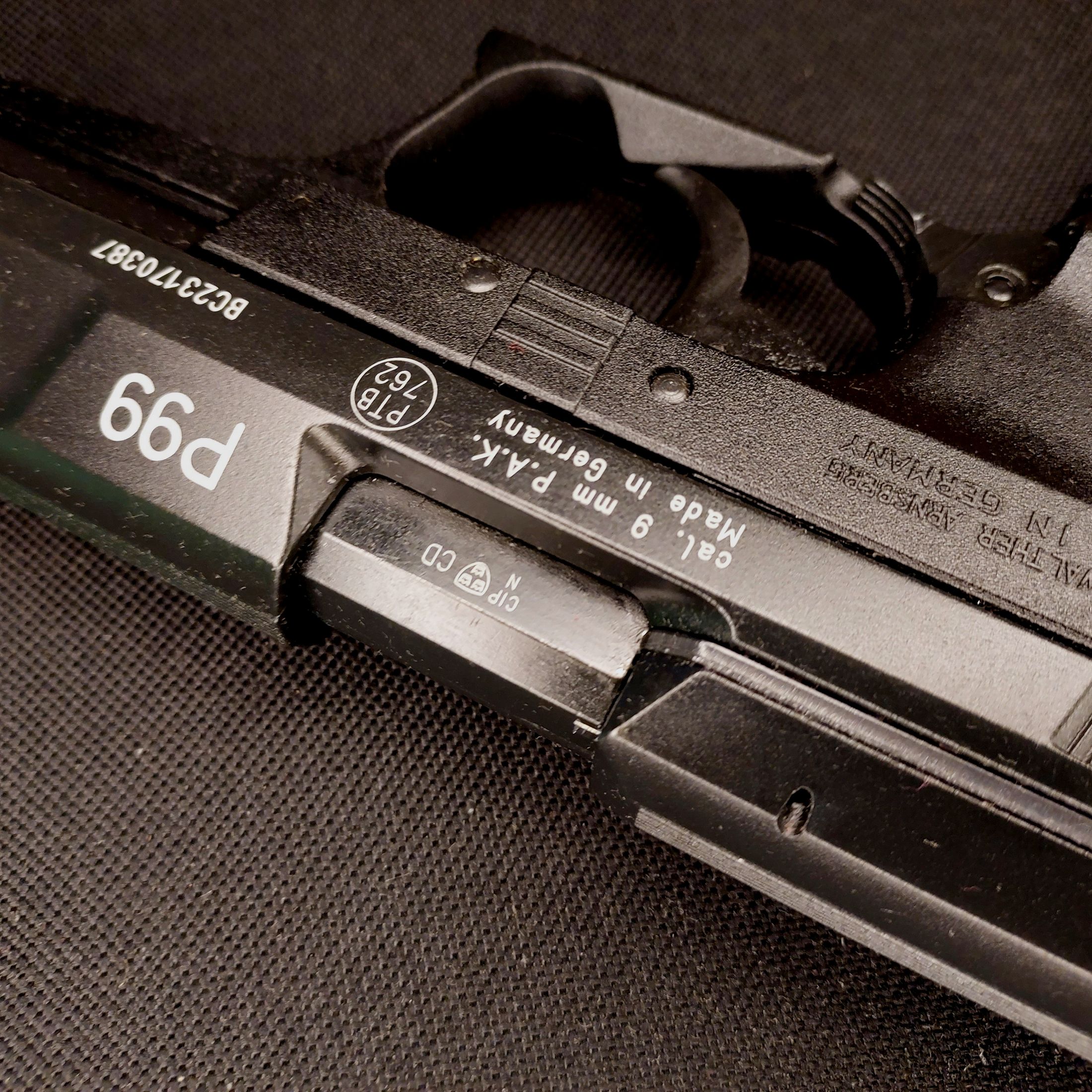 Walther P99 Schreckschuss Pistole 9mm P.A.K. (PTB 762) P 99 OVP mit Koffer.