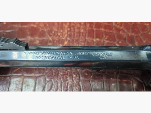Très beau canon pour Pistolet Thompson Center – Modèle Contender – Canon 8 pouces – Rare calibre 45 Long Colt / 45LC ET calibre 410 ! – Arme de Rochester – Superbe canon octogonal à splendides rayures – Bronzage 100% – Belle pièce d&rsquo;entrainement, de précision et …. d&rsquo;amusement ! – TBE++