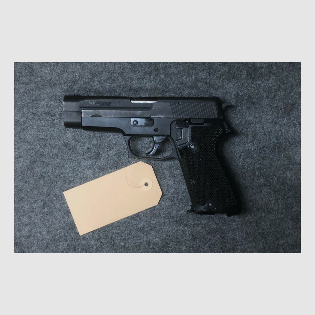 SIG Sauer P 220 9mmLuger, Bild 1 von 2