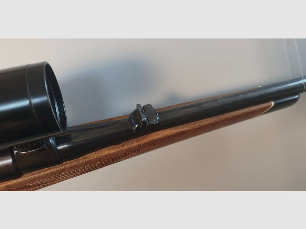 AKAH Merkur 7x64